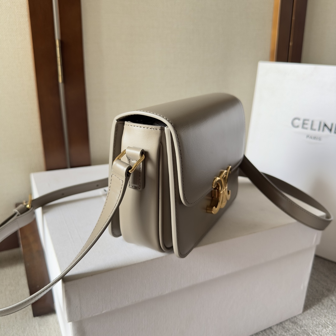 Celine Teen Triomphe Bag: Elegant Leather Crossbody with Iconic Logo Clasp 3 i1699016226 4009 1