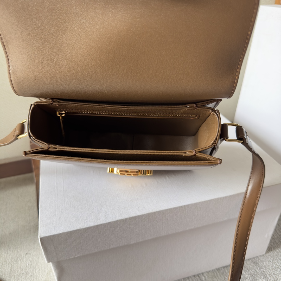 Celine Teen Triomphe Bag in Tan Leather with Adjustable Shoulder Strap 8 i1699016322 7942 6