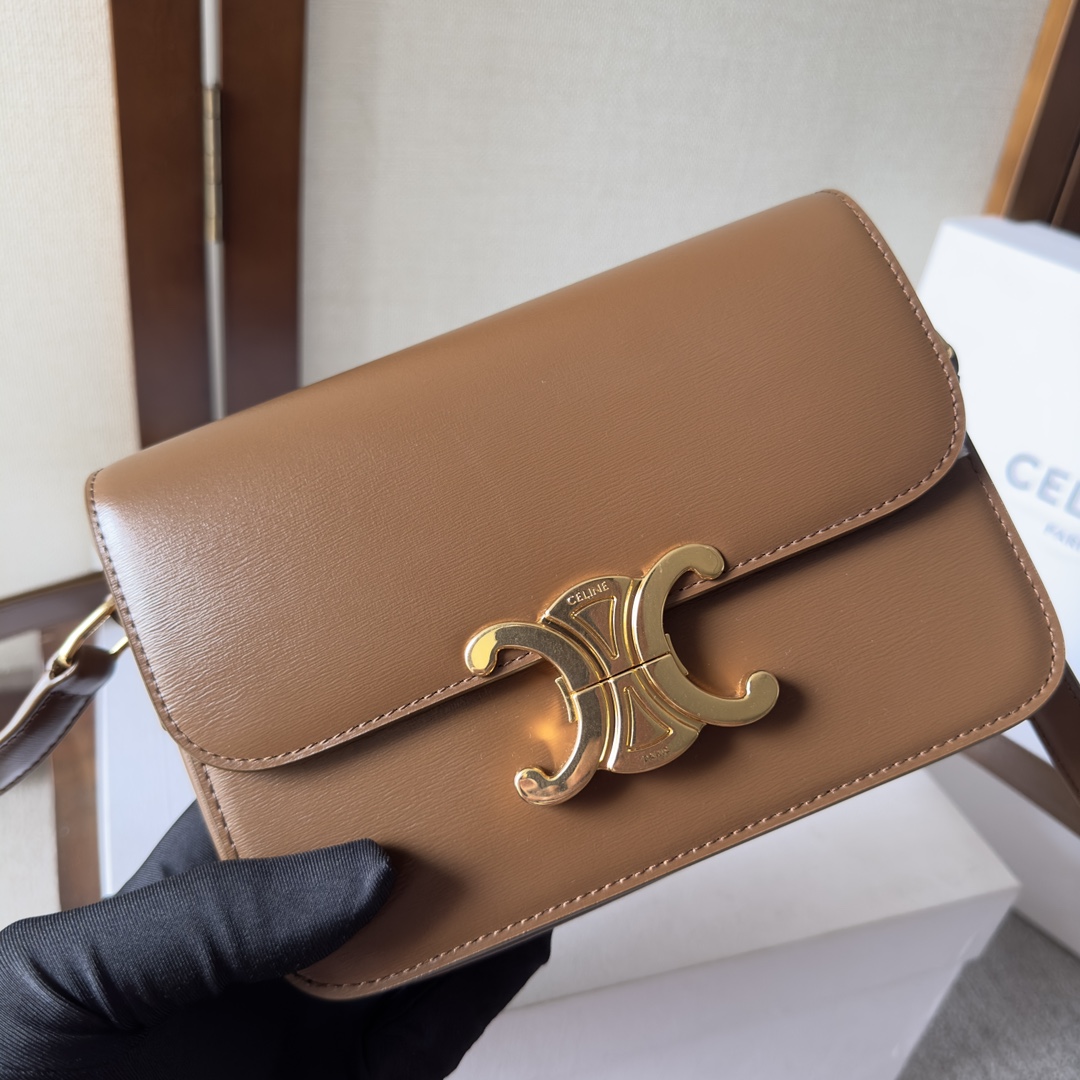 Celine Teen Triomphe Bag in Tan Leather with Adjustable Shoulder Strap 6 i1699016322 9096 4
