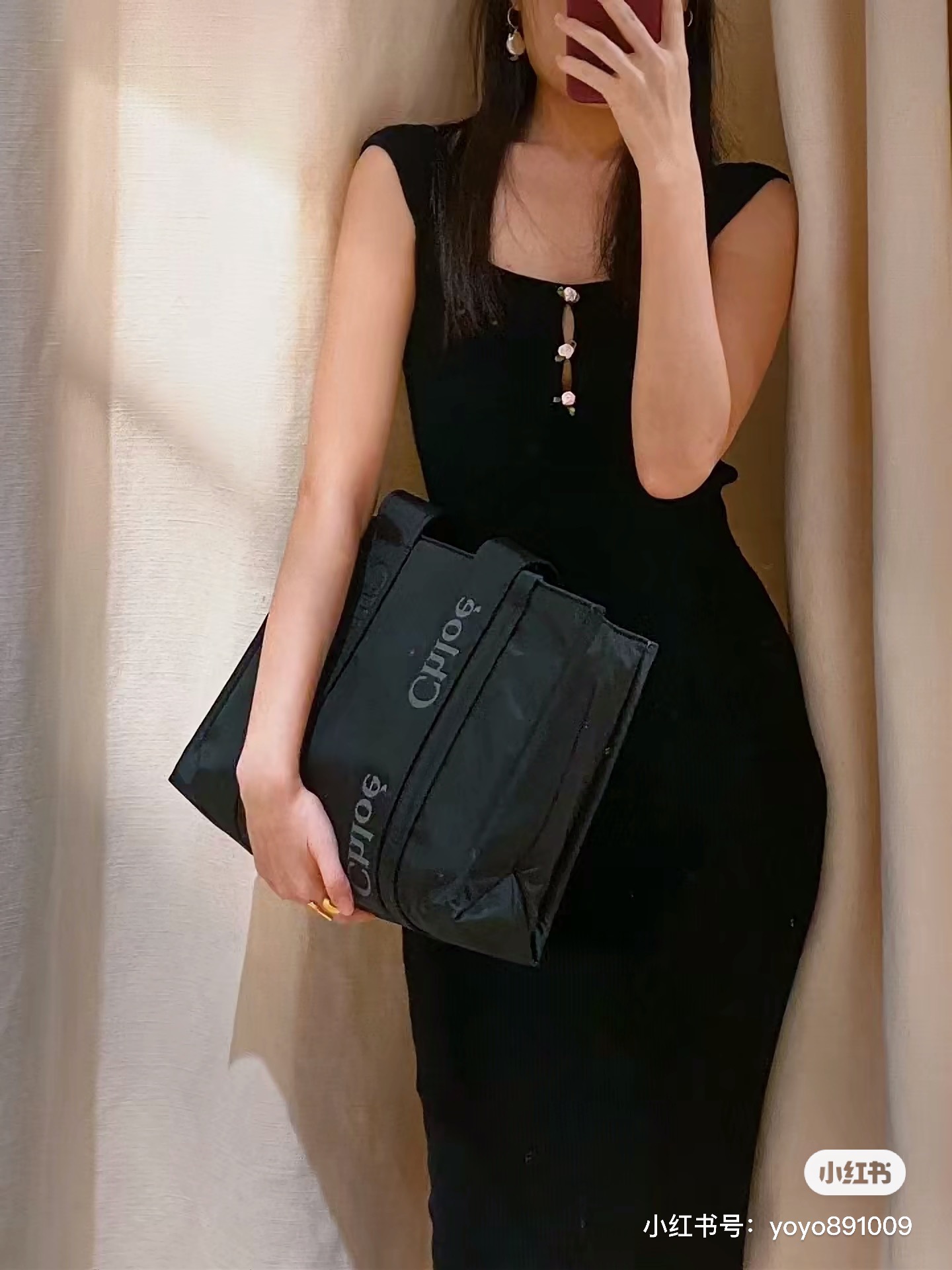 We all want to exaggerate on its back. Chloe has a new one. The nylon is lighter. - 图片 3