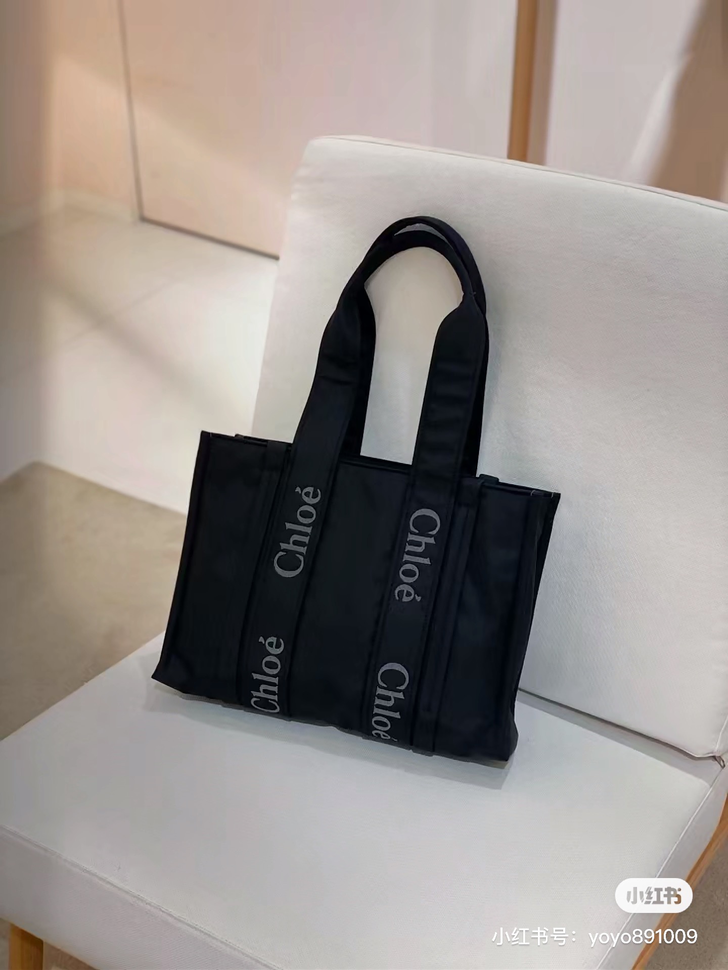 We all want to exaggerate on its back. Chloe has a new one. The nylon is lighter. - 图片 6