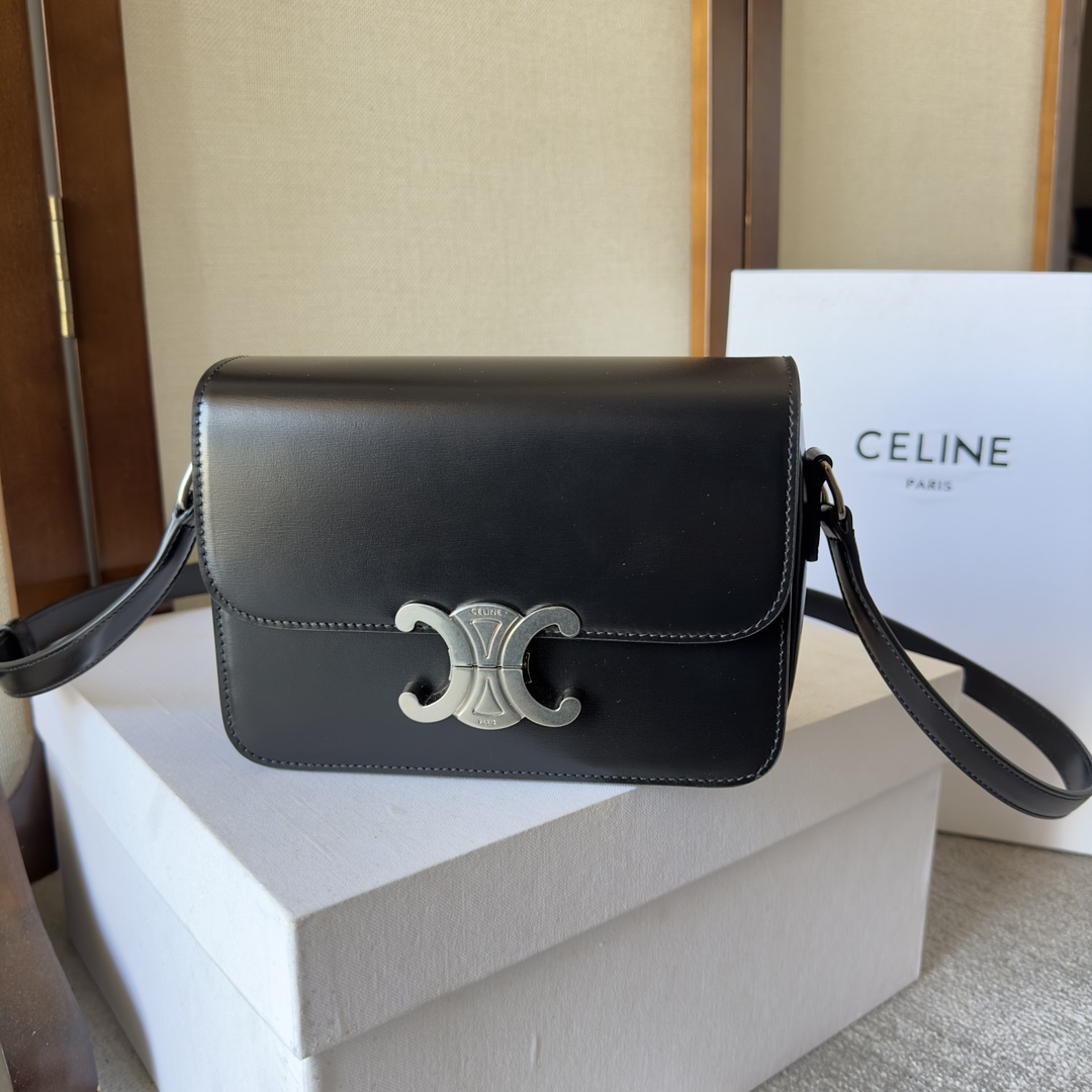 Celine Teen Triomphe Bag: Classic, Stylish, and Perfectly Sized for Everyday Use 1 i1700461940 7282 2