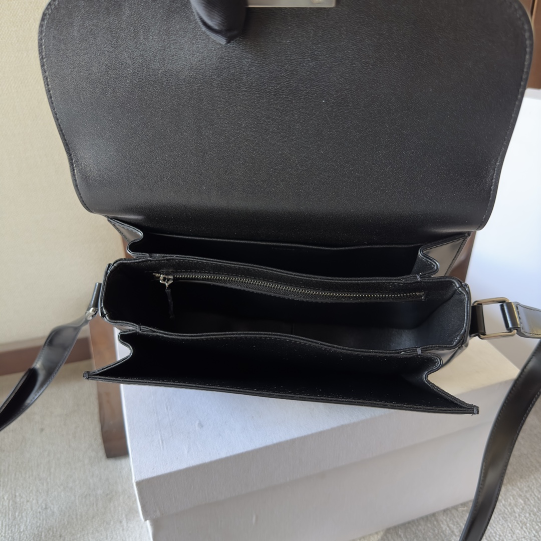 Celine Triomphe Bag: Classic Black Leather Crossbody Handbag 9 i1701958384 7359 0