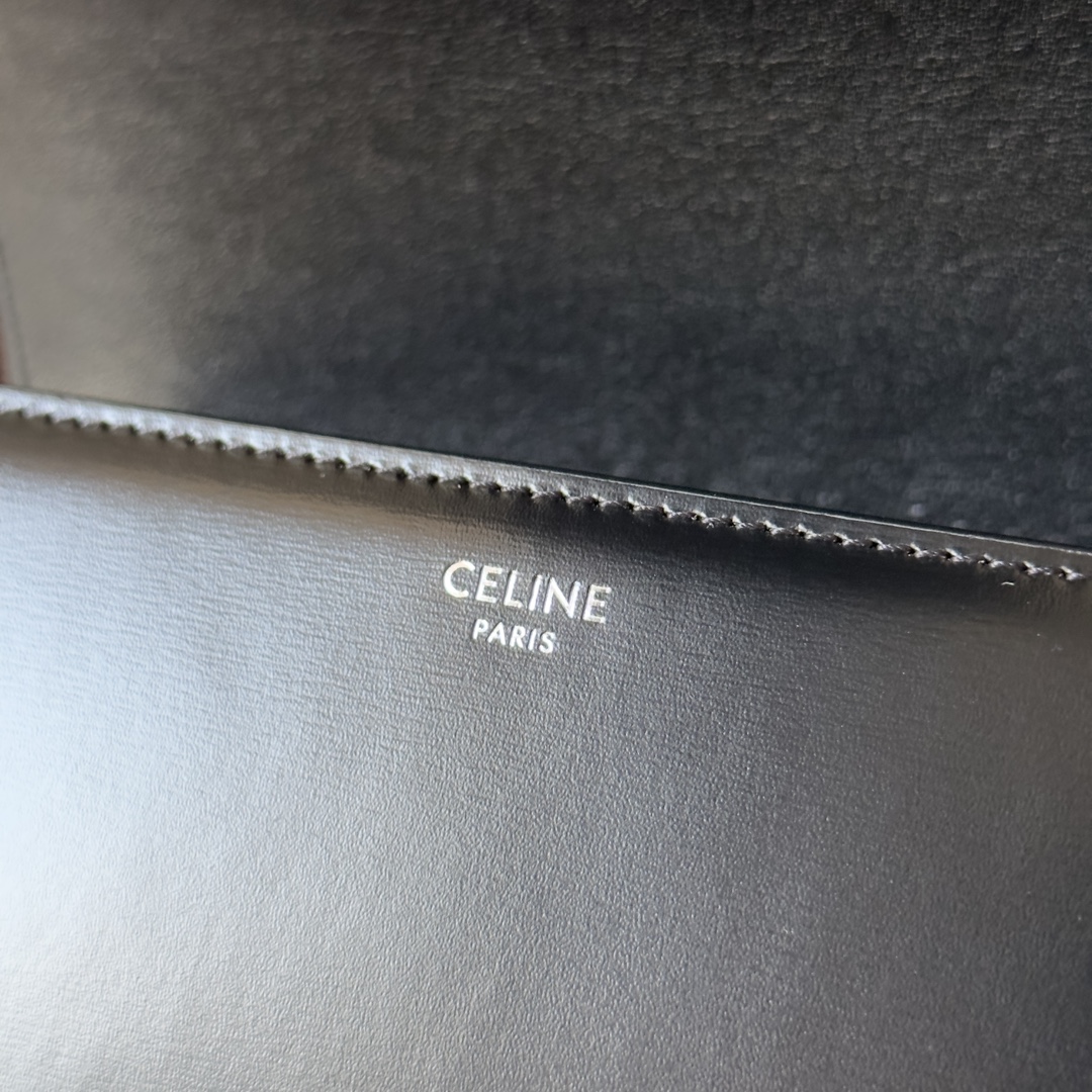 Celine Triomphe Bag: Classic Black Leather Crossbody Handbag 8 i1701958385 891 0