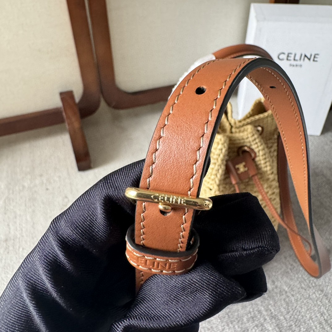 Celine Style Beige Leather Crossbody Bag Bags Crossbody Bag detail image 5 from source 764023