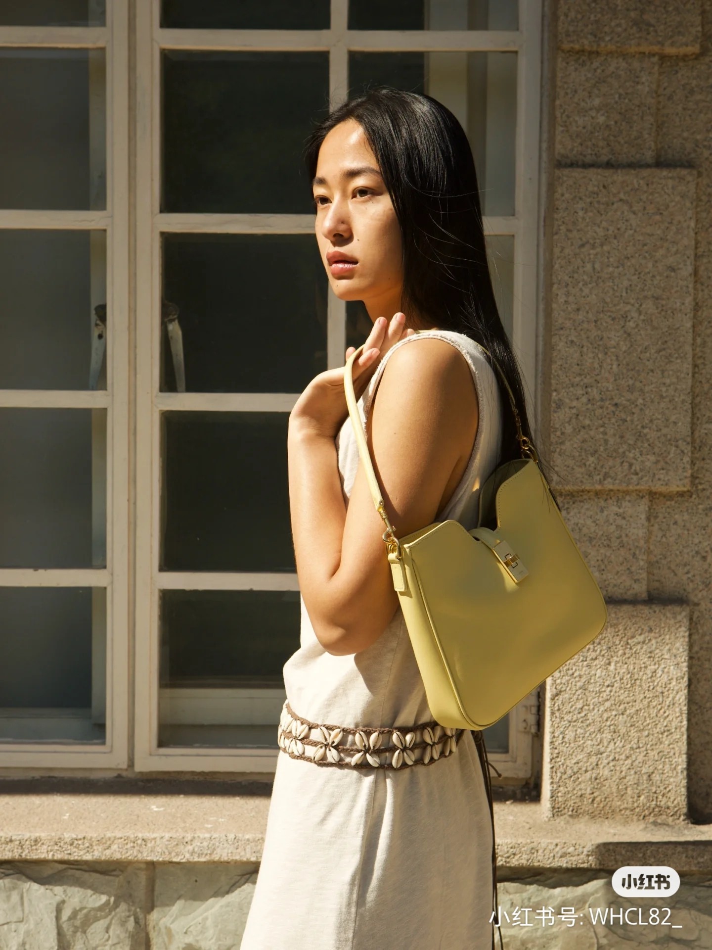 NO:206492,The smell of lemon ale in the air is sunlight penetrates the leaves. This moment is recorded by the camera, Celine, Celine, Celine19860909空气中散发柠檬汽水的味道阳光穿透树叶 这一刻被镜头记录,赛琳celine,celine,celine,Bag