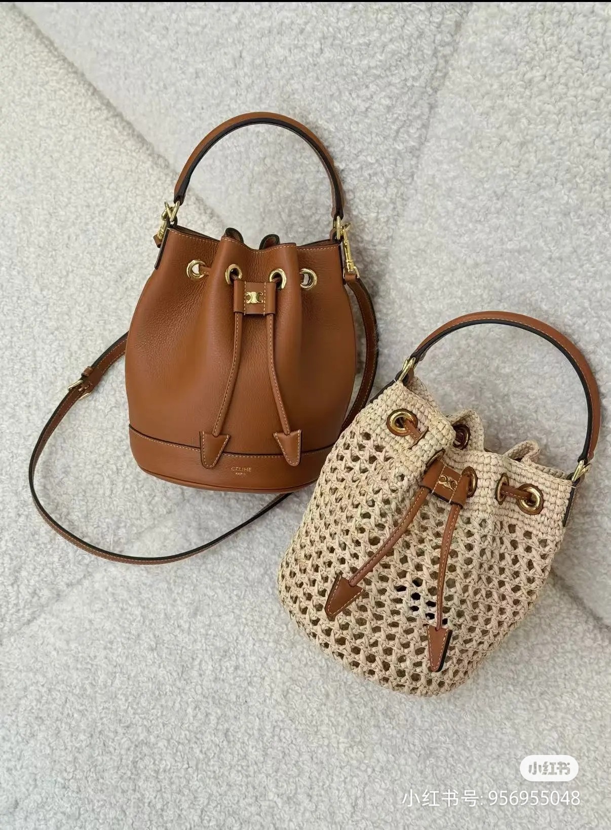 NO:387987,CELINE's new straw weaving is very heartwarming. The strong holiday style makes people feel unique in the summer of South France, adding to the fashionable temperament. Celine, celine, celine, espadrilles19860909CELINE 新款草编很心水 浓浓的假期风情,让人置身于南法夏日独一无二的造型感,更增添了时尚气质,赛琳celine,celine,celine,espadrilles,Bag