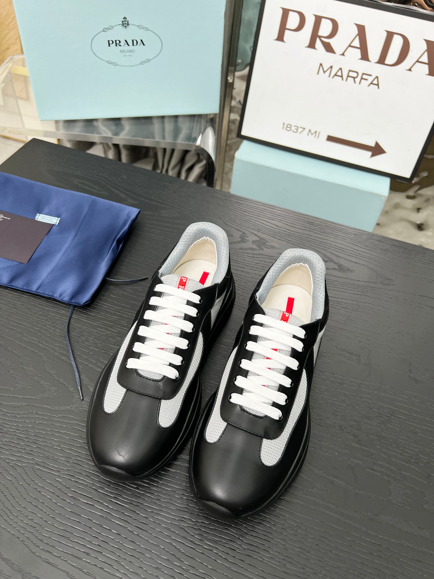 NO:263481,Puda Home has launched new, high-end, fabric cowhide, breathable mesh inner, foot-hiding cowhide, couples, sizes 35 to 47, batch, casual shoes/sports shoes, sneakers, cowhide19860909普达家上新啦,高版本,面料牛皮,内里透气网布,掂脚牛皮,情侣款,35至47码,批,休闲鞋/运动鞋,sneakers,cowhide,Women's Shoes