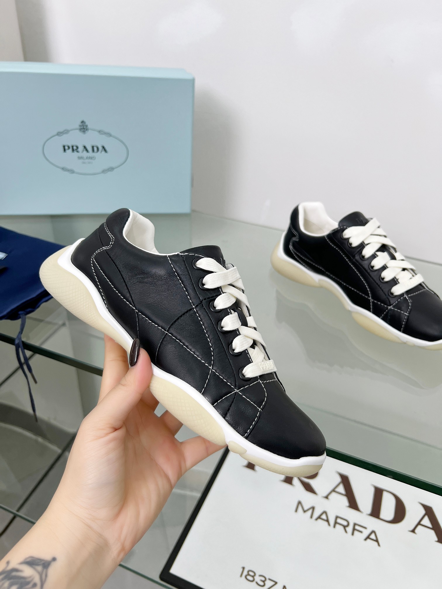 NO:265260,Puda Home has launched new products, high-end sheepskin fabric, inner lining, cow leather, size 35 to 42, batch, casual shoes/sports shoes, sneakers, cowhide, sheepskin19860909普达家上新啦,面料高档羊皮,内里,牛里,掂脚牛皮,35至42码,批,休闲鞋/运动鞋,sneakers,cowhide,sheepskin,Women's Shoes