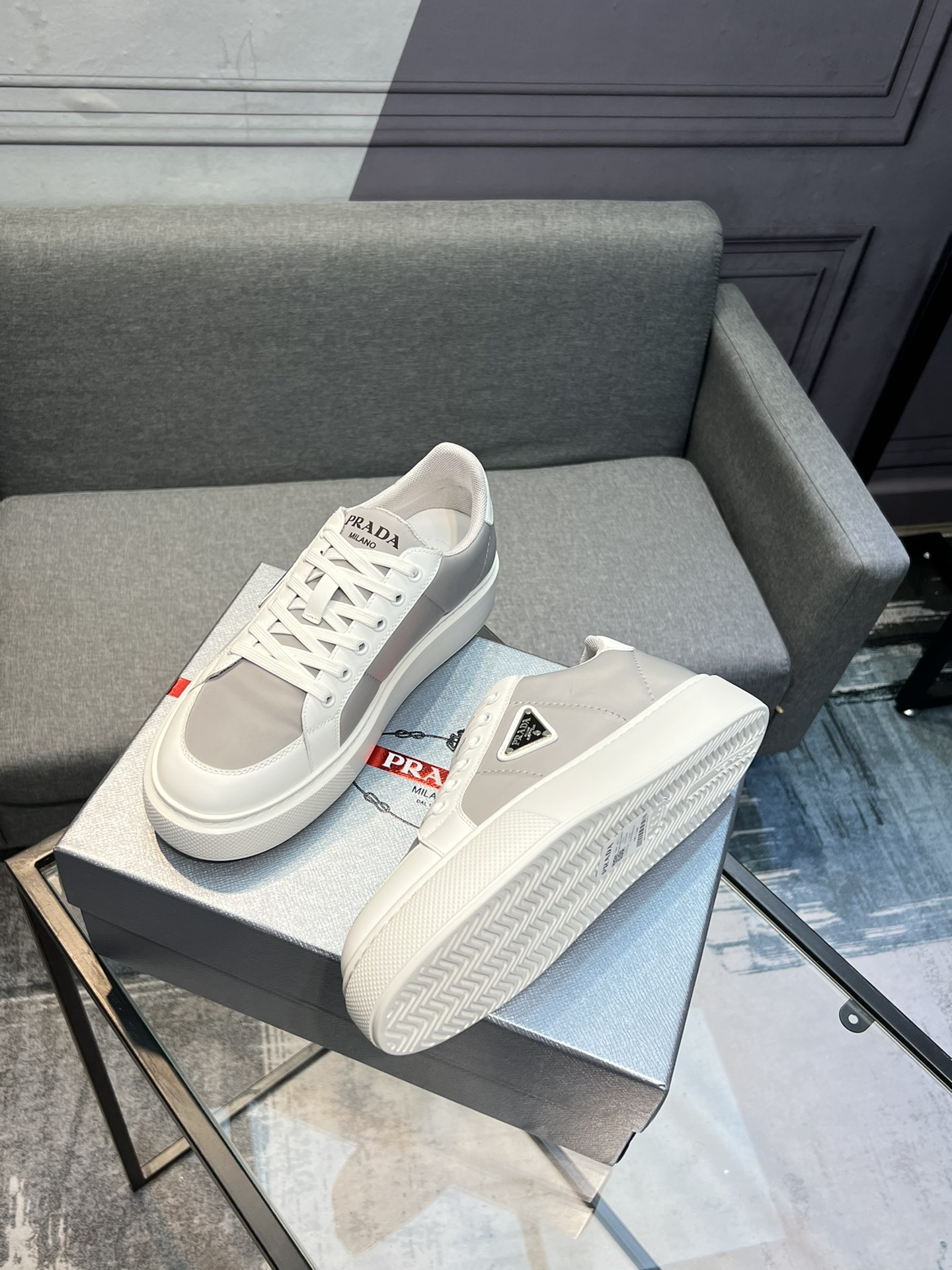 【 PRADA】Prada - Calidad de gama alta - Exterior: Piel de becerro de seda, Tejido de lona de marca, C
