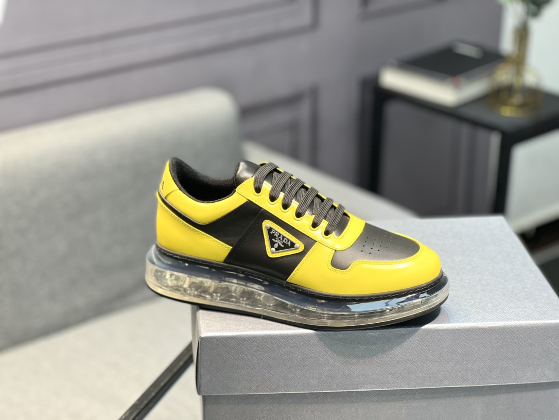 [PRADA] Prada - Calidad de gama alta - Parte superior: piel de becerro con abalorios de borde abiert