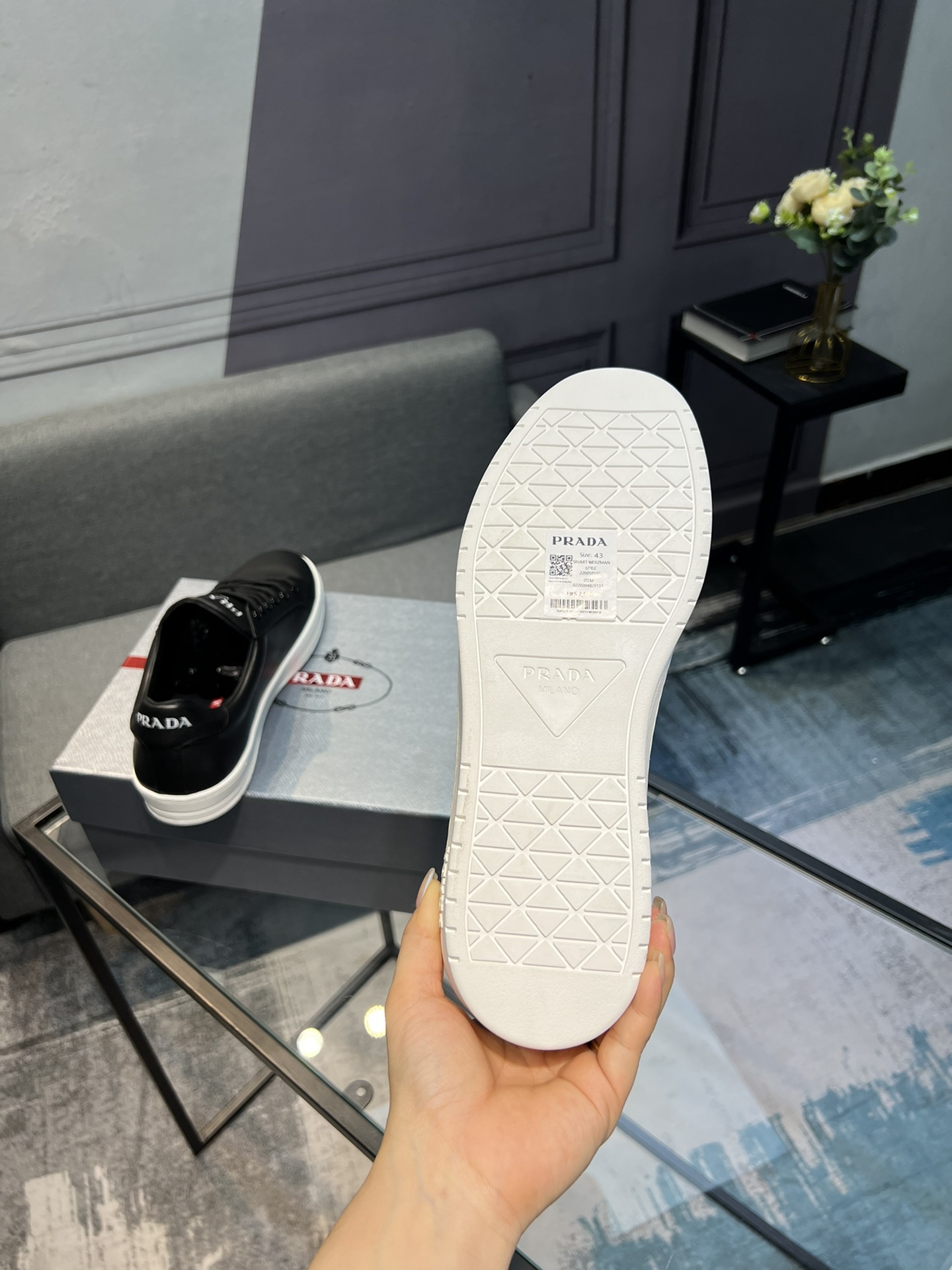 [PRADA Prada] zapatos de los hombres contra la explosión, la sincronización sitio web oficial, 1 env