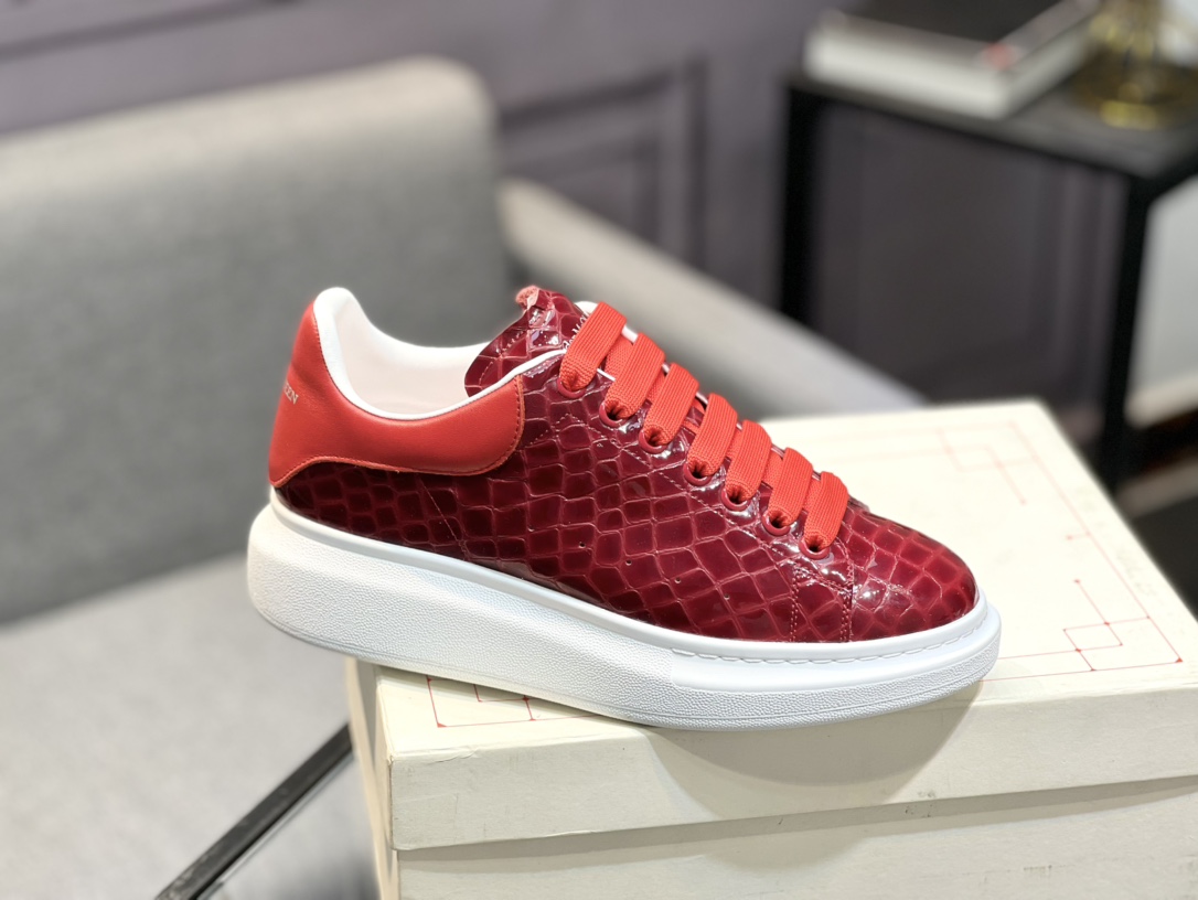 Alexander mcqueen / McQueen Classic estrella popping modelos cien zapatos blancos, original 1:1 répl