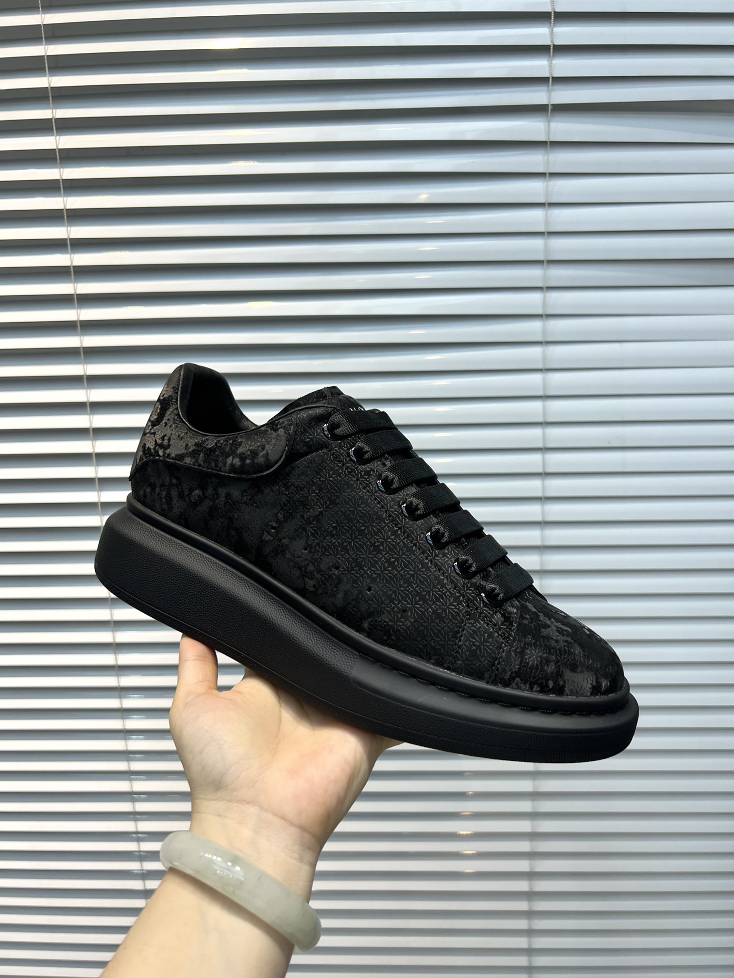 Alexander mcqueen / McQueen Classic estrella popping modelos cien zapatos blancos, original 1:1 répl