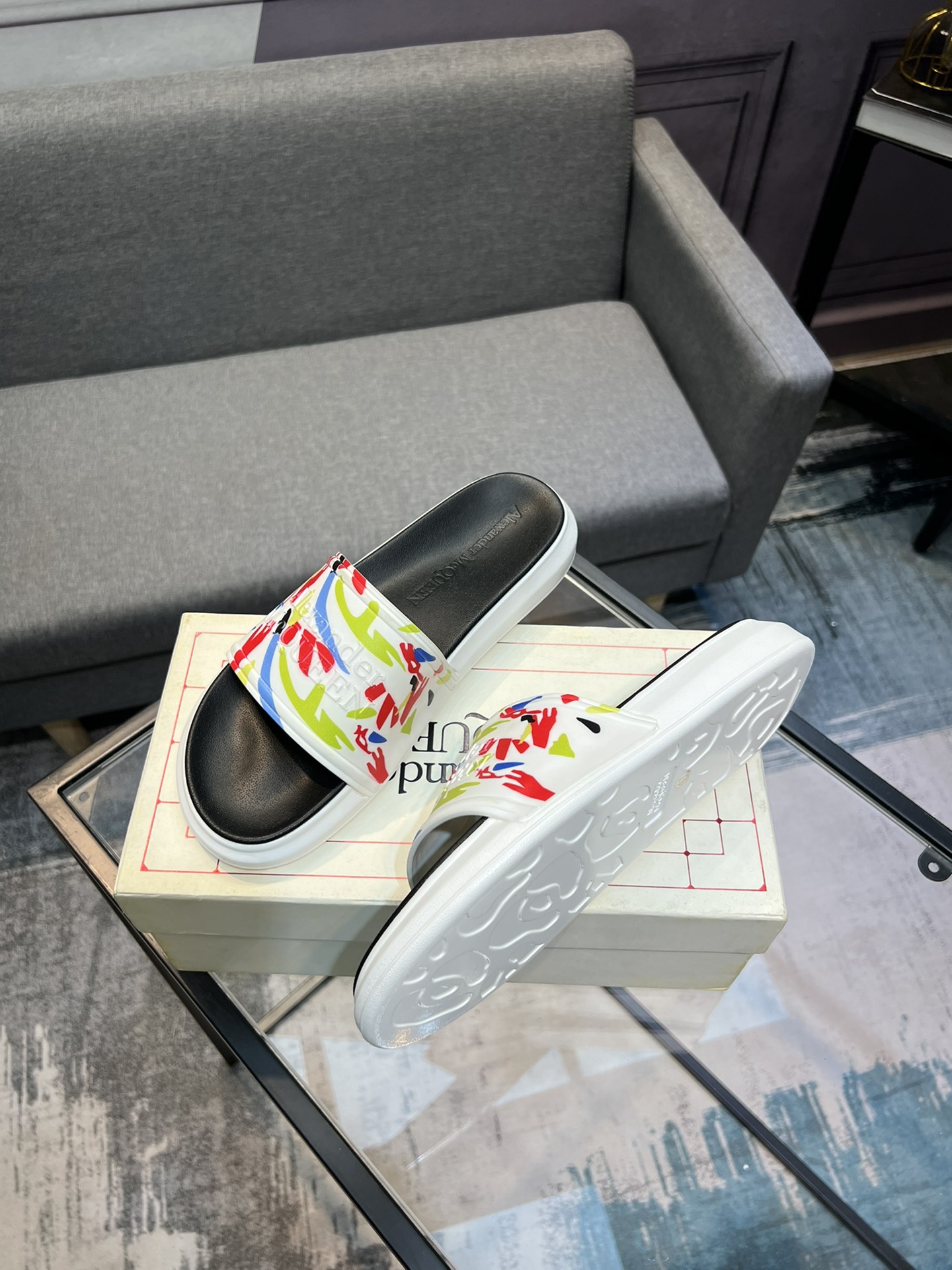 (precio real) - McQueen.MQ nueva pareja colorida zapatillas envió la suela original modelo privado, 