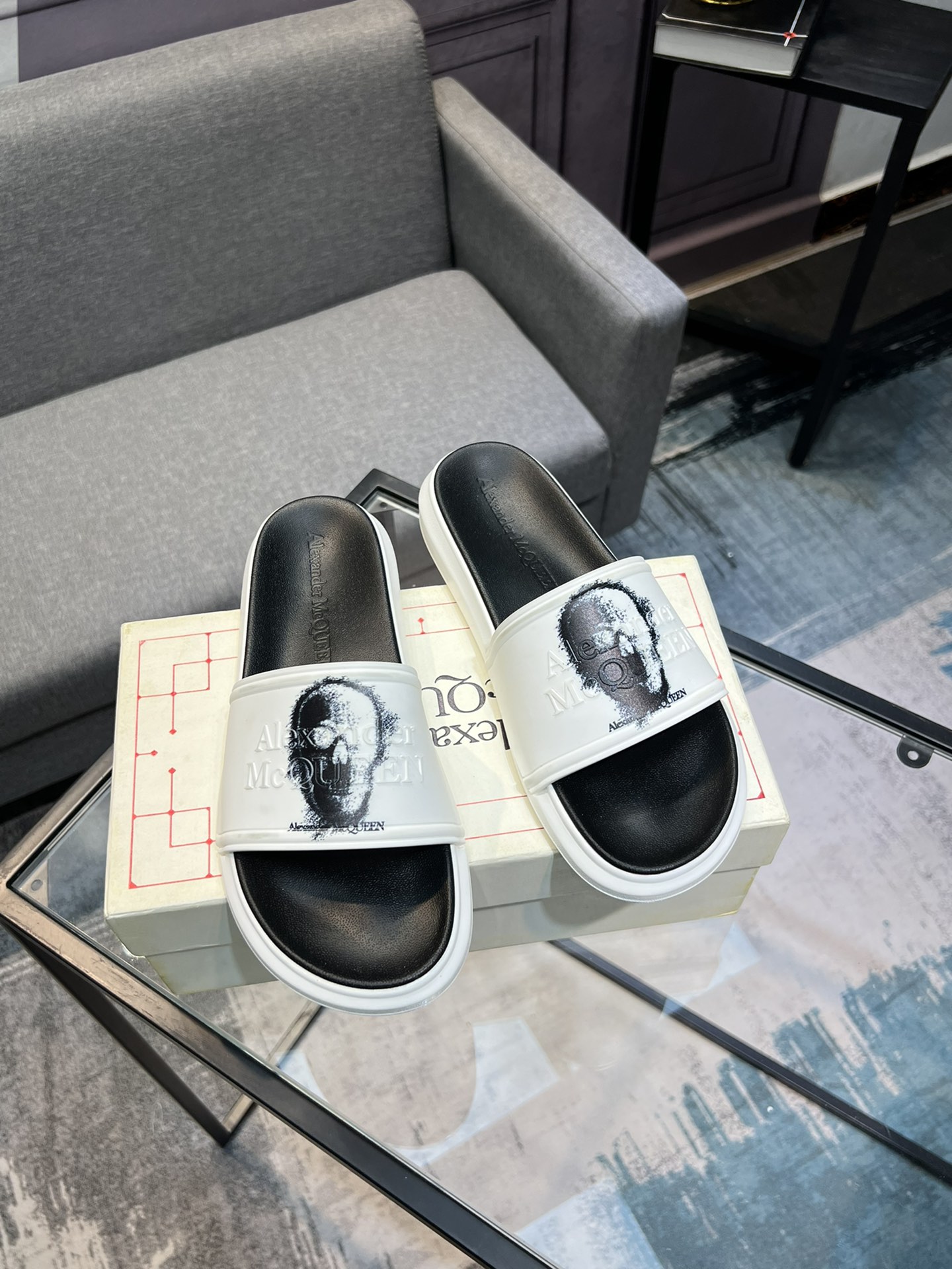 (precio real) - McQueen.MQ nueva pareja colorida zapatillas envió la suela original modelo privado, 
