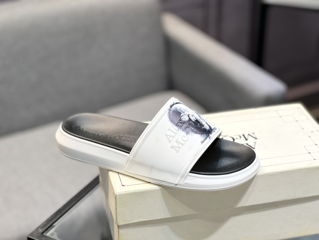 (precio real) - McQueen.MQ nueva pareja colorida zapatillas envió la suela original modelo privado, 