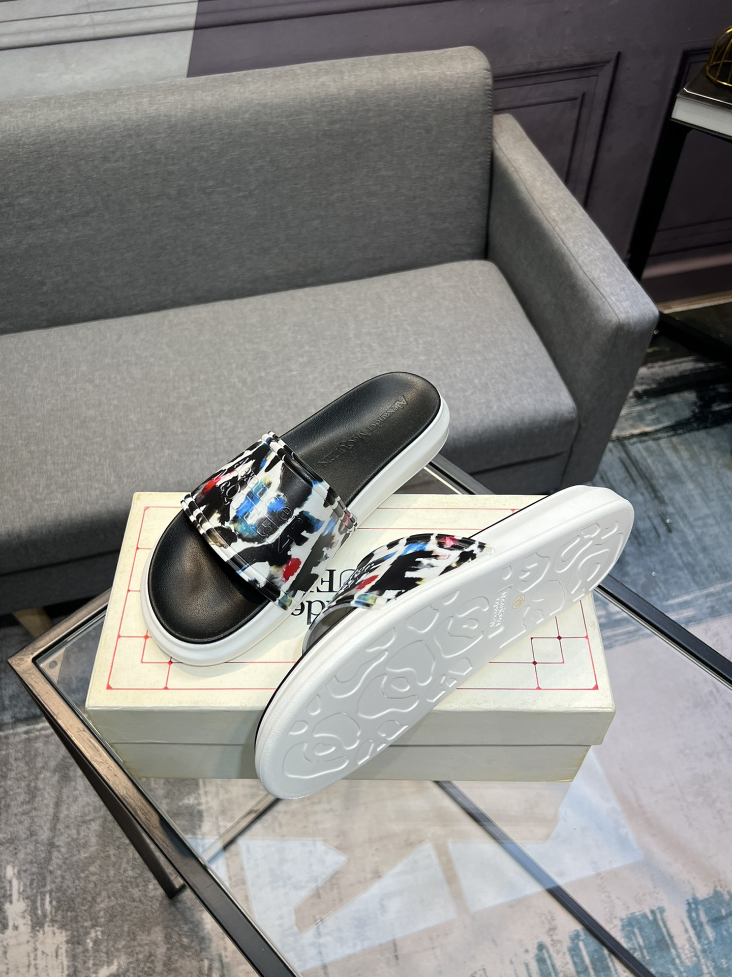 (precio real) - McQueen.MQ nueva pareja colorida zapatillas envió la suela original modelo privado, 