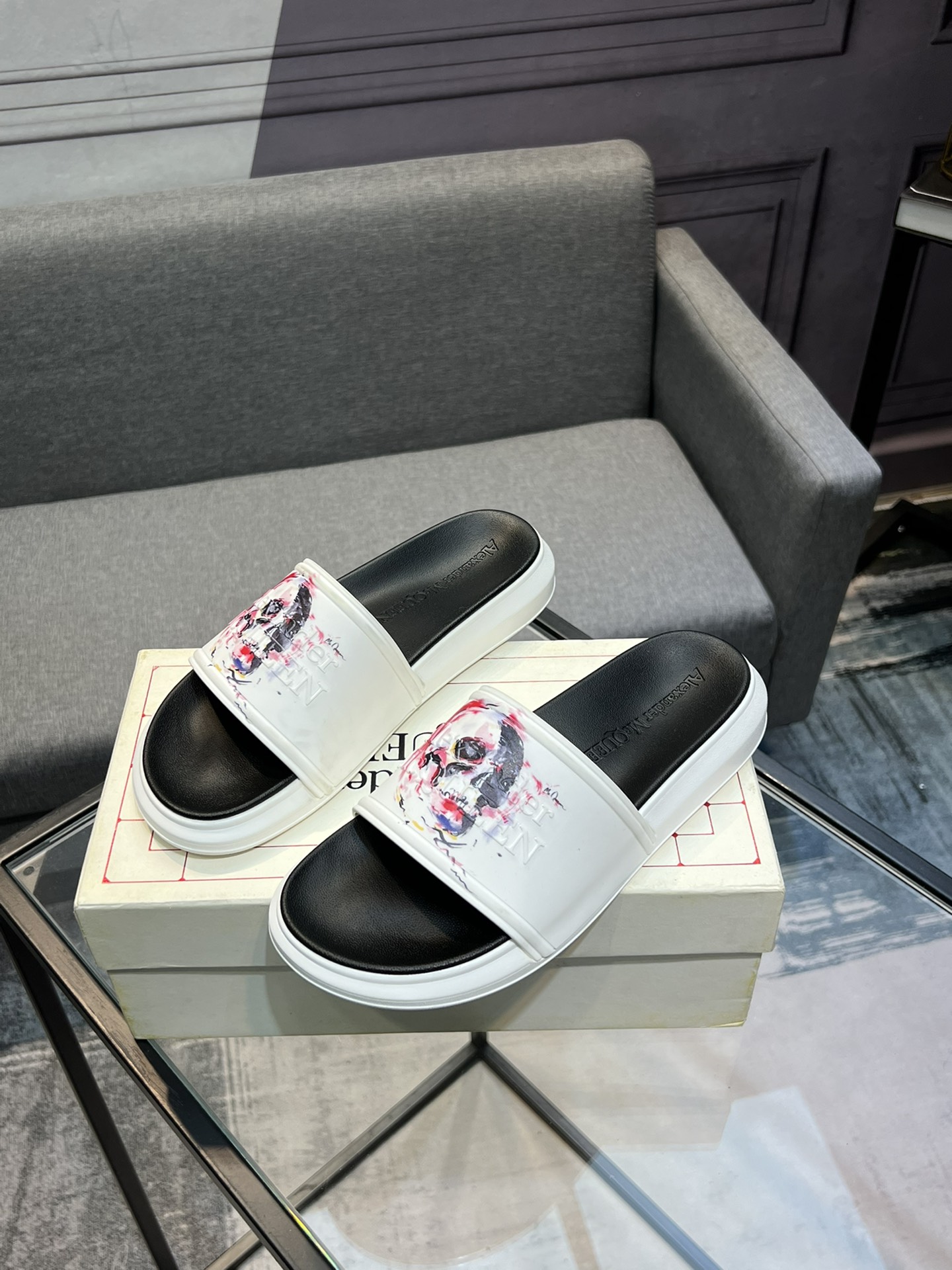(precio real) - McQueen.MQ nueva pareja colorida zapatillas envió la suela original modelo privado, 