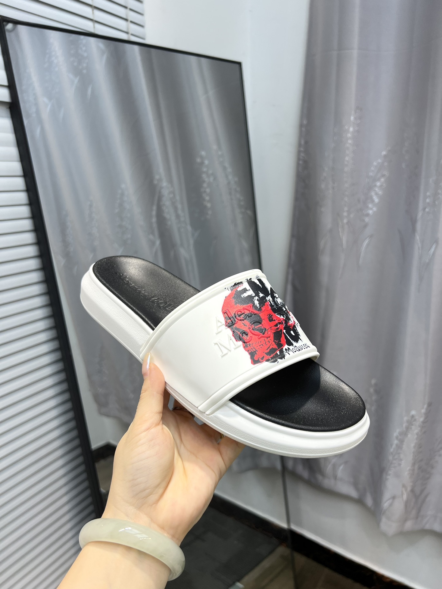 (precio real) - McQueen.MQ nueva pareja colorida zapatillas envió la suela original modelo privado, 