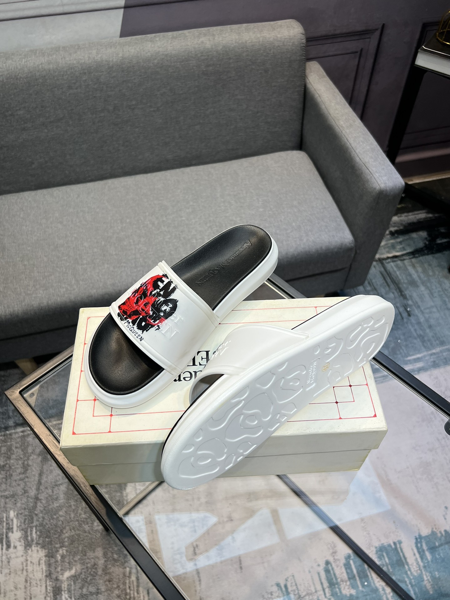 (precio real) - McQueen.MQ nueva pareja colorida zapatillas envió la suela original modelo privado, 