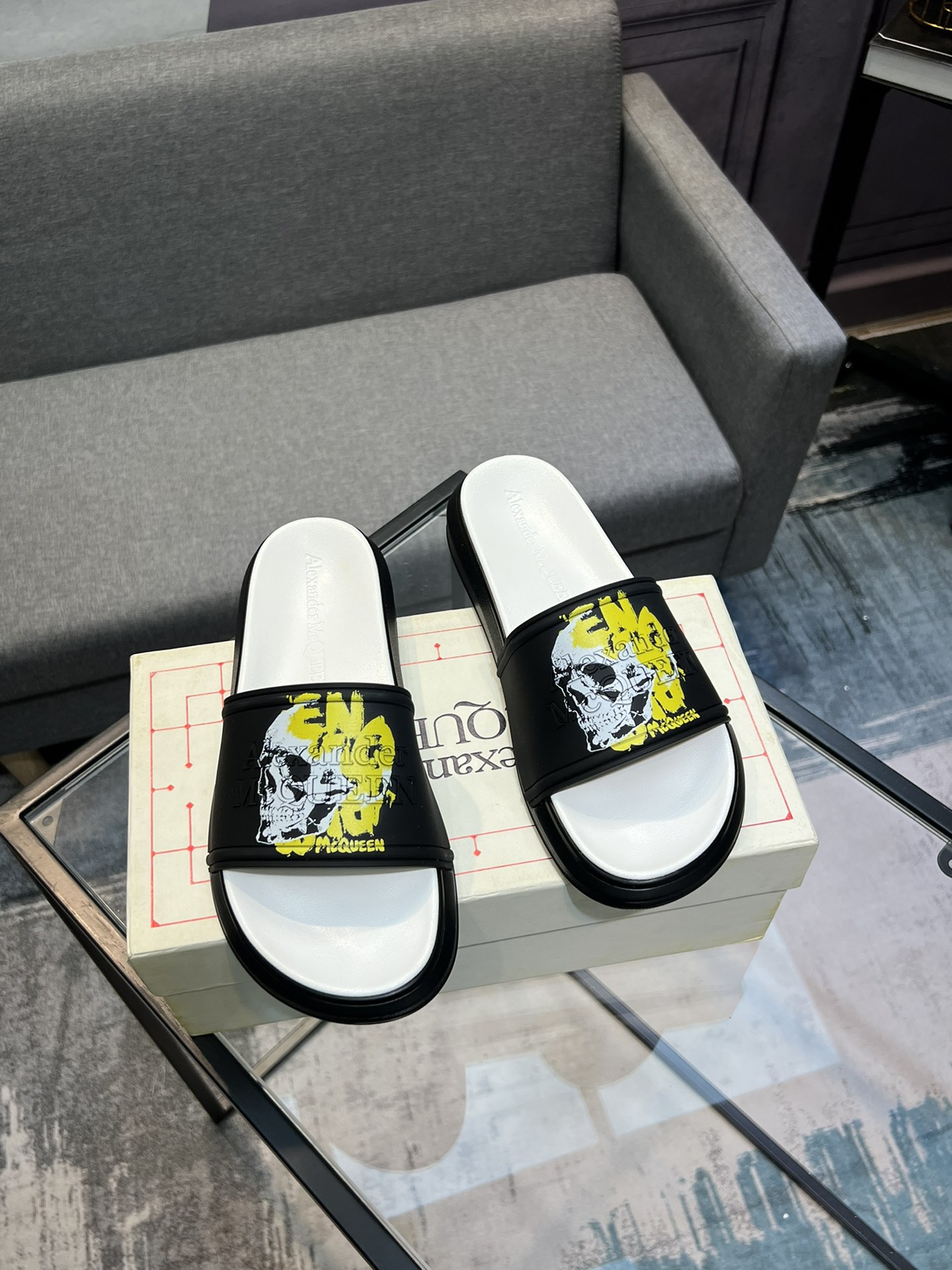 (precio real) - McQueen.MQ nueva pareja colorida zapatillas envió la suela original modelo privado, 