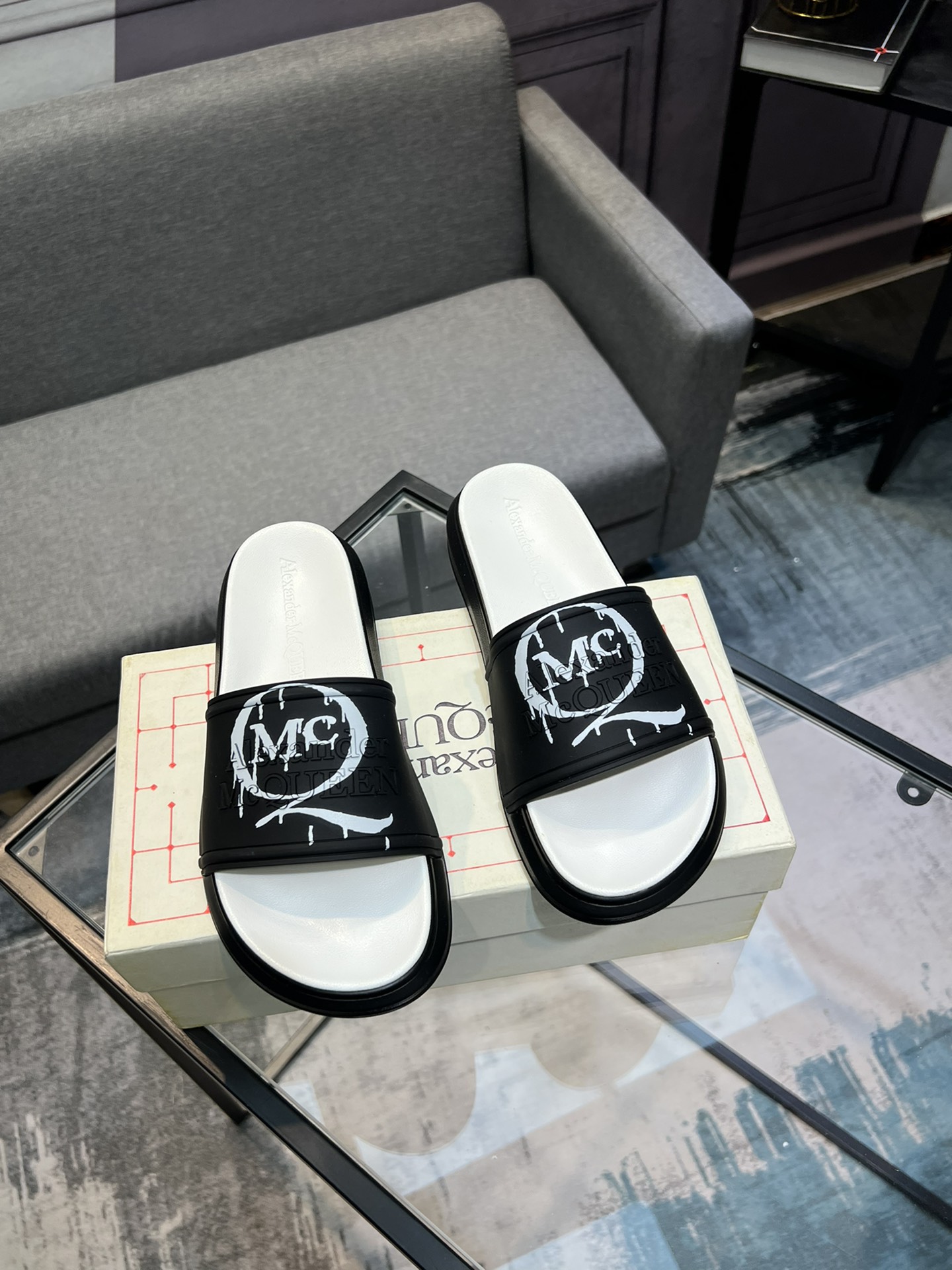 (precio real) - McQueen.MQ nueva pareja colorida zapatillas envió la suela original modelo privado, 