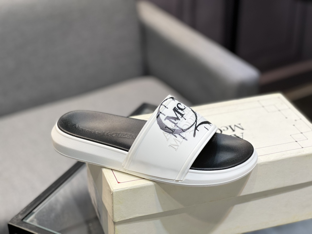 (precio real) - McQueen.MQ nueva pareja colorida zapatillas envió la suela original modelo privado, 