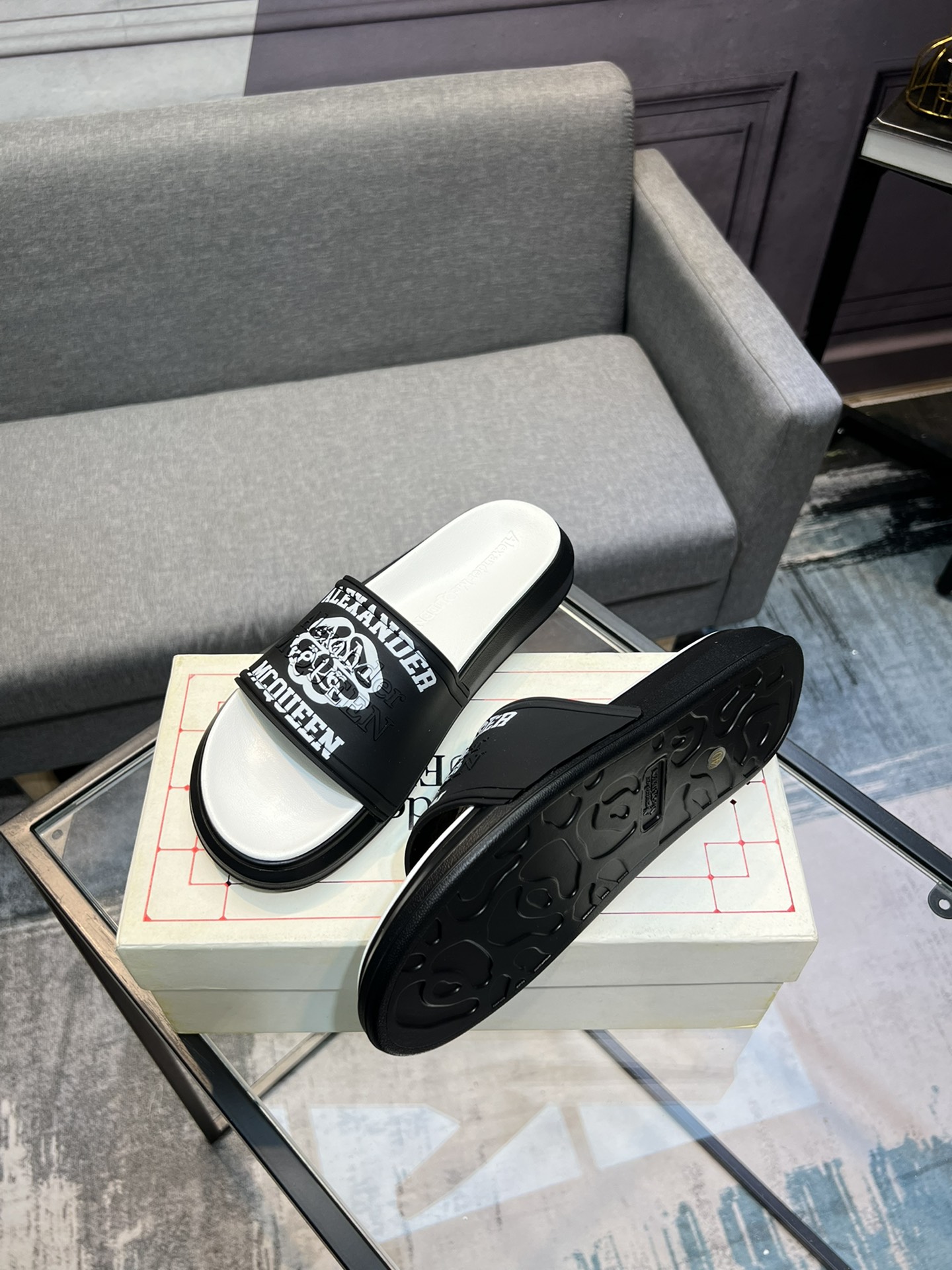(precio real) - McQueen.MQ nueva pareja colorida zapatillas envió la suela original modelo privado, 