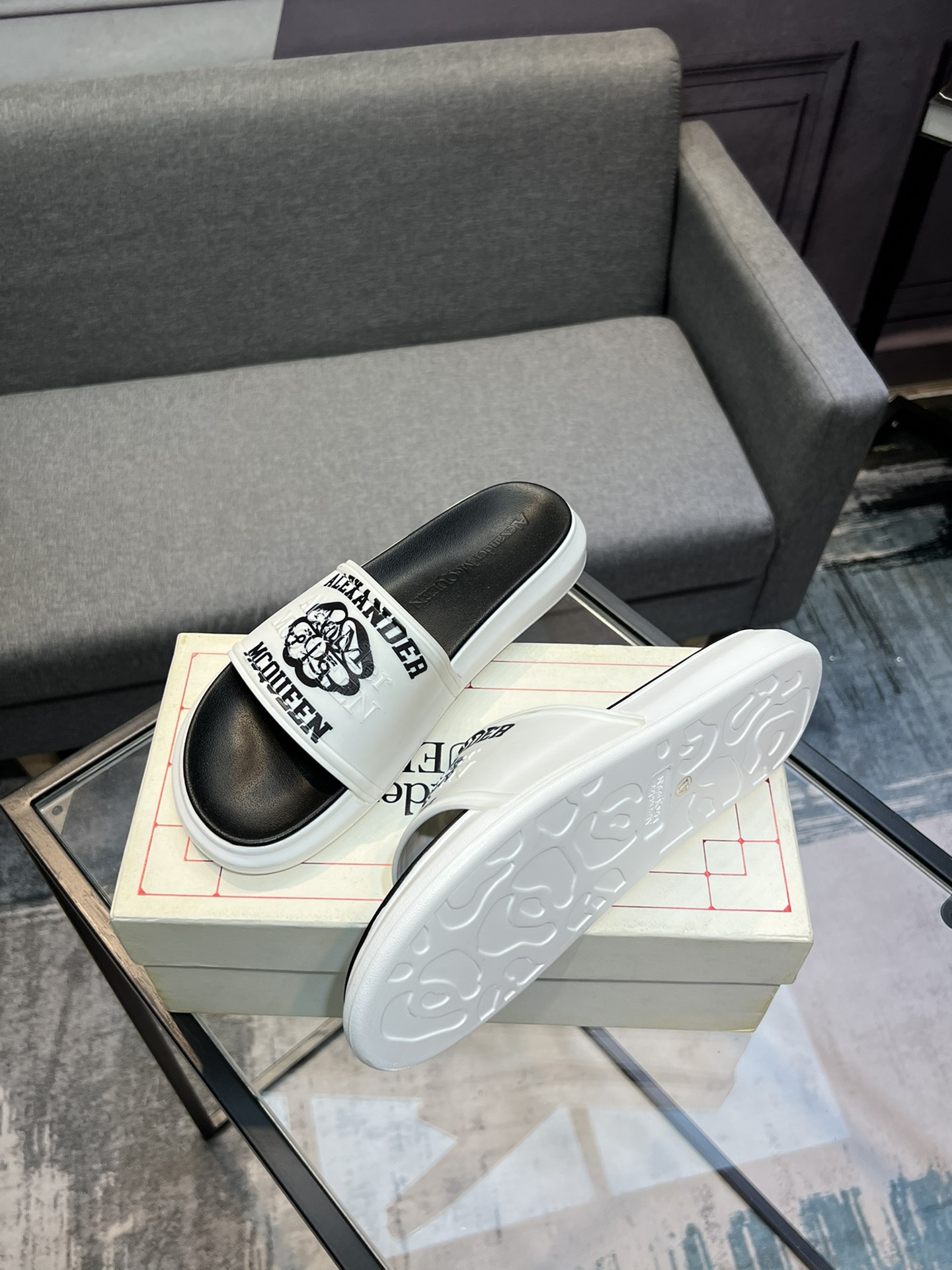 (precio real) - McQueen.MQ nueva pareja colorida zapatillas envió la suela original modelo privado, 