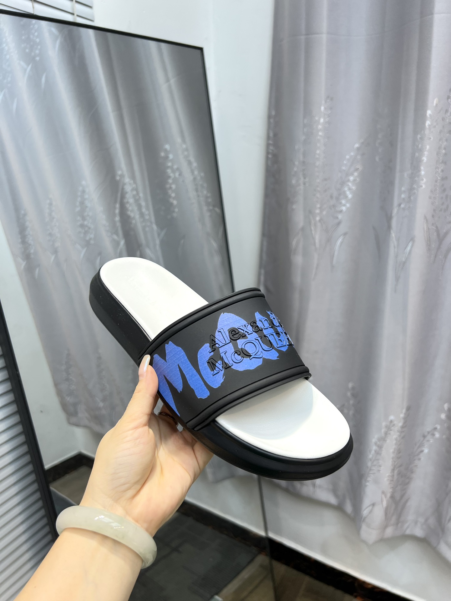 (precio real) - McQueen.MQ nueva pareja colorida zapatillas envió la suela original modelo privado, 