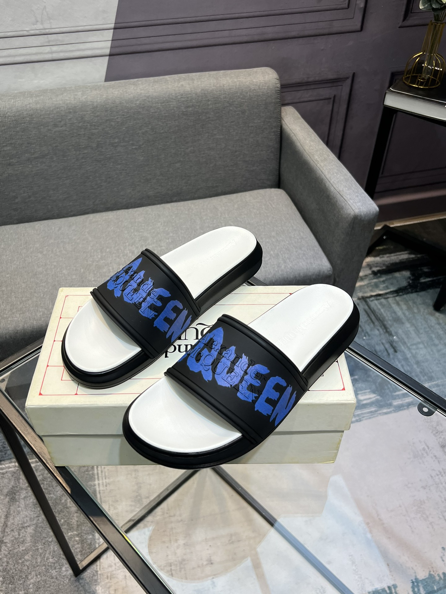 (precio real) - McQueen.MQ nueva pareja colorida zapatillas envió la suela original modelo privado, 