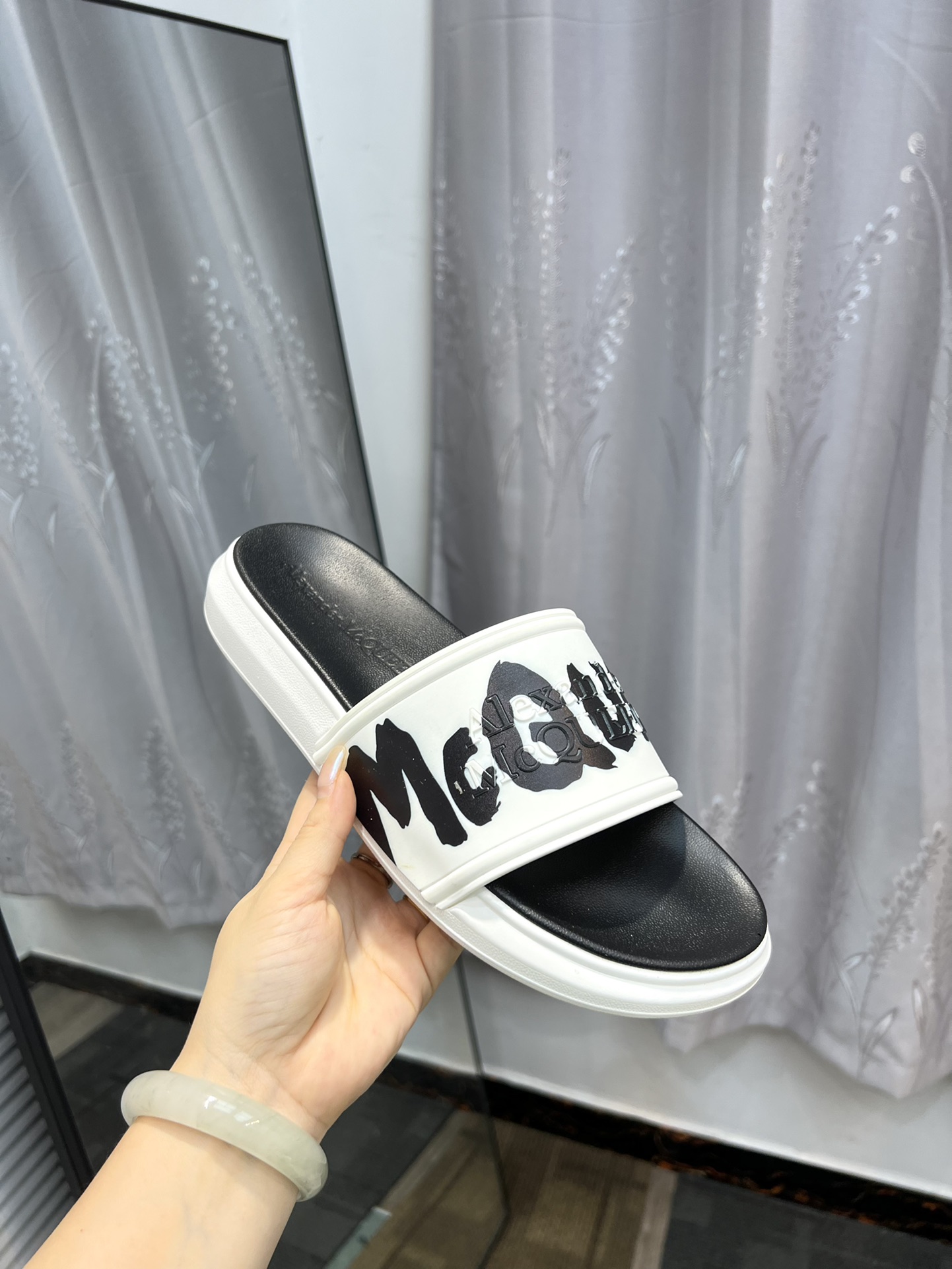 (precio real) - McQueen.MQ nueva pareja colorida zapatillas envió la suela original modelo privado, 
