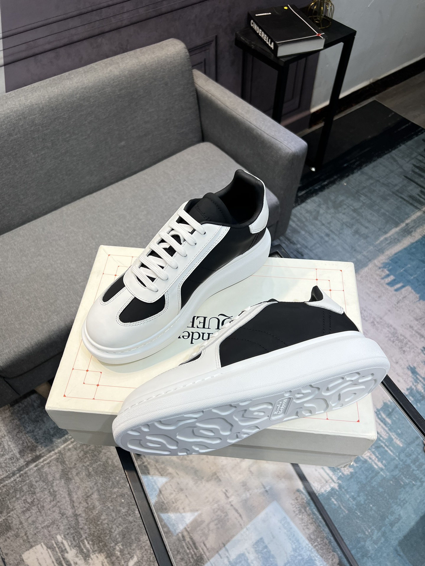 Alexander McQUEEN auténtico estallido demolición 1:1 superior McQueen cuero original blanco importad