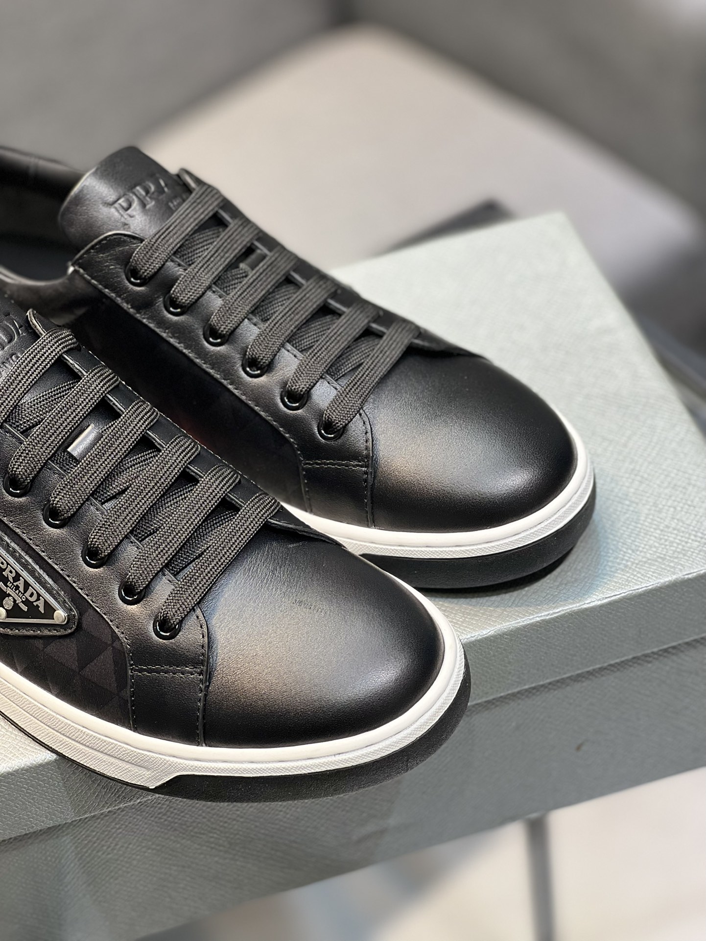 [PRAD * Prada] contra pop zapatos de los hombres, el sitio web oficial de producción 1:1, tejido imp