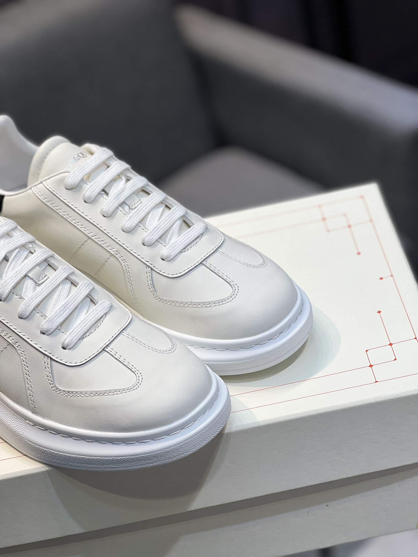 Alexander McQUEEN auténtico estallido demolición 1:1 superior McQueen cuero original blanco importad