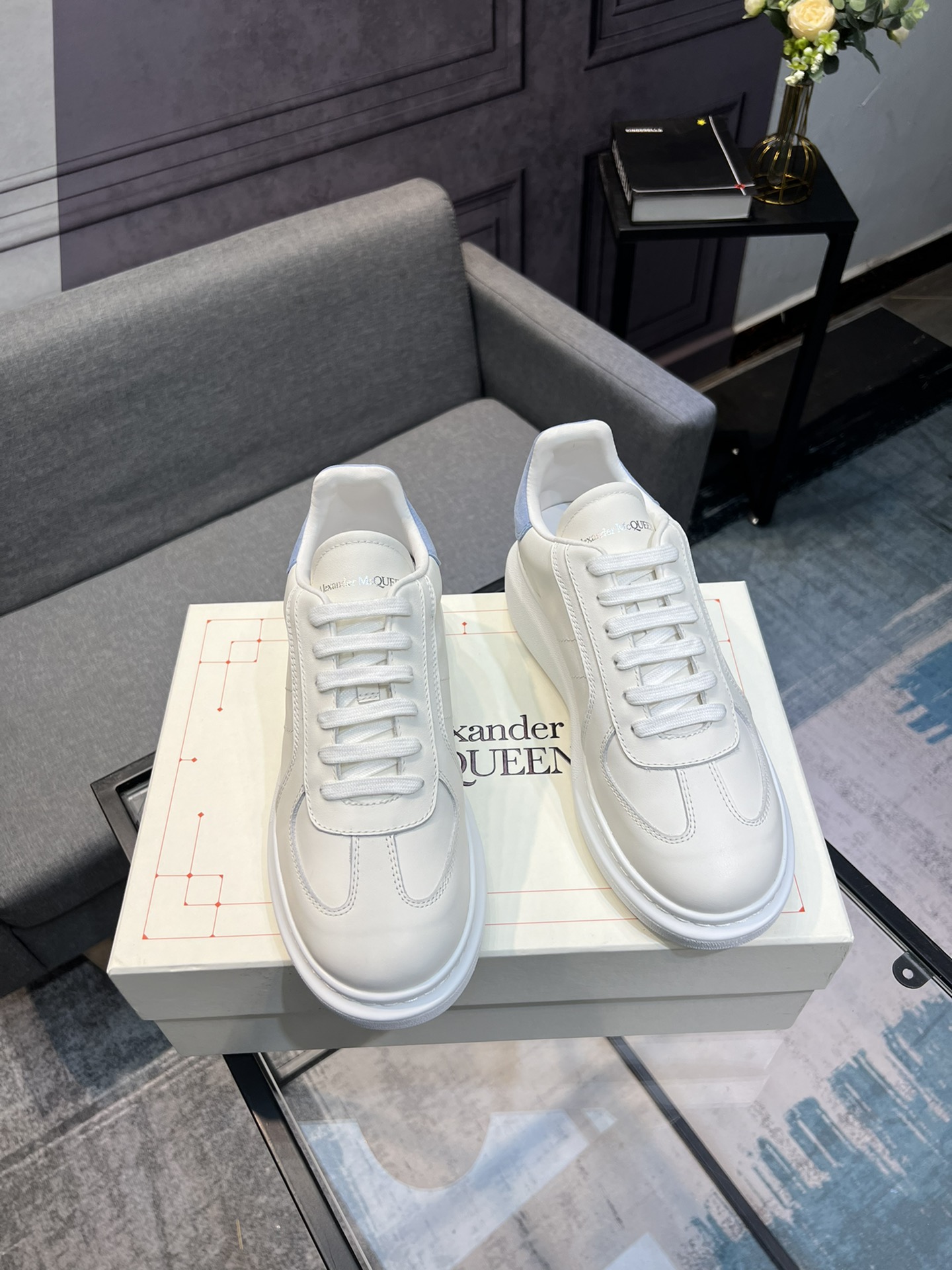Alexander McQUEEN auténtico estallido demolición 1:1 superior McQueen cuero original blanco importad