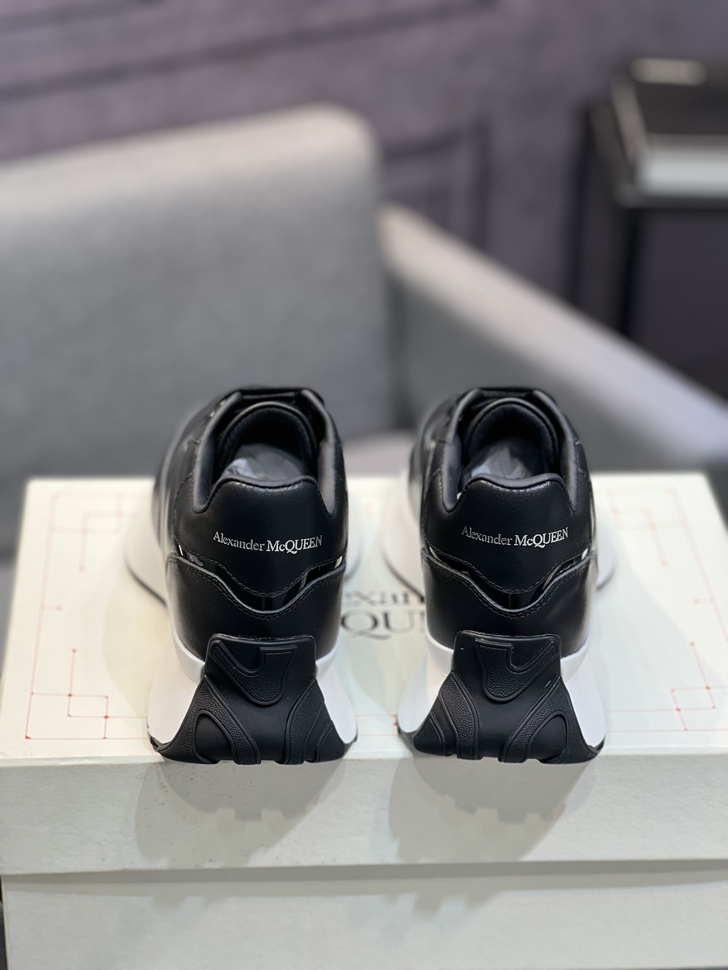 Alexander McQUEEN auténtico estallido demolición 1:1 superior McQueen cuero original blanco importad