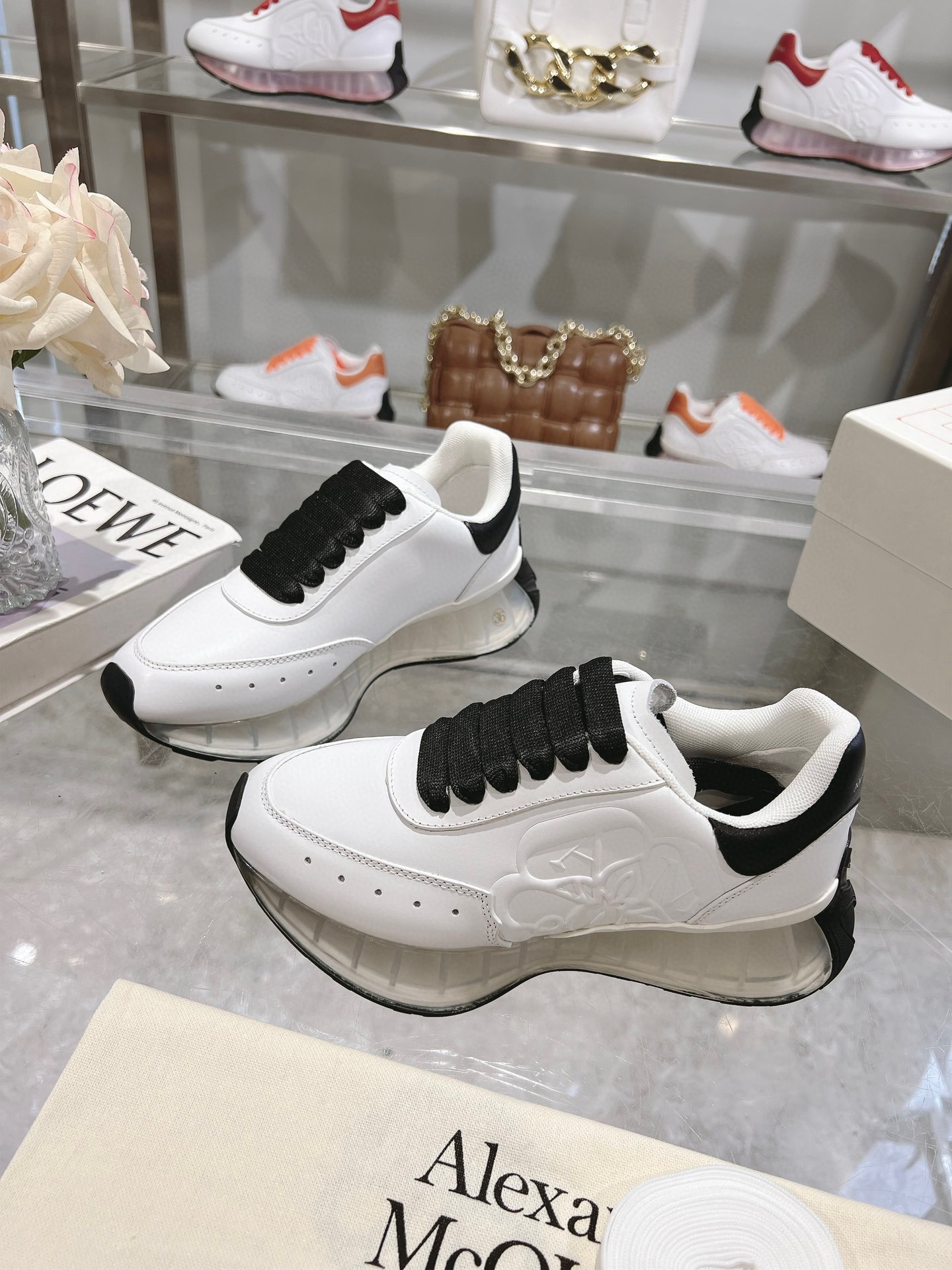 ALEXANDER MCQUEEN/ALEXANDER MCQUEEN - Primavera / Verano 2024 Hombres Sprint Deportes Parejas Zapato