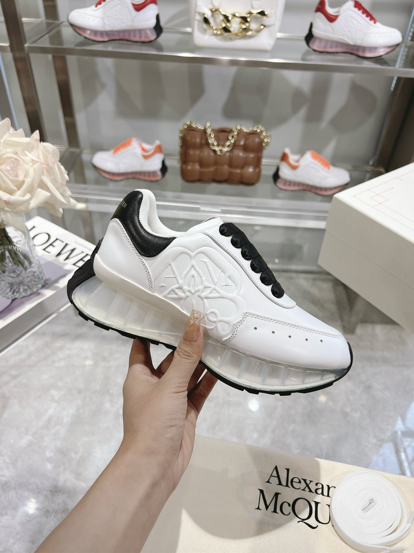 ALEXANDER MCQUEEN/ALEXANDER MCQUEEN - Primavera / Verano 2024 Hombres Sprint Deportes Parejas Zapato