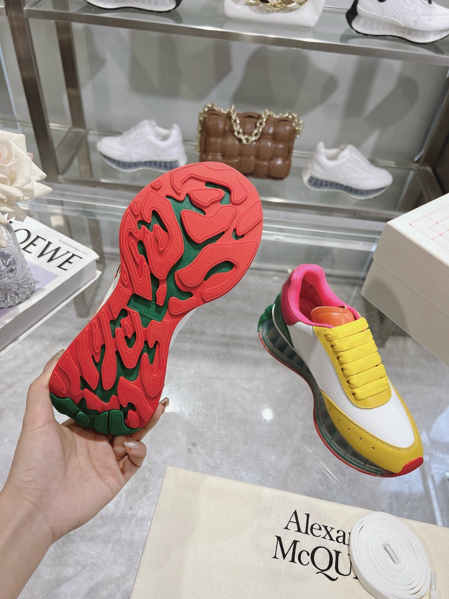 ALEXANDER MCQUEEN/ALEXANDER MCQUEEN - Primavera / Verano 2024 Hombres Sprint Deportes Parejas Zapato
