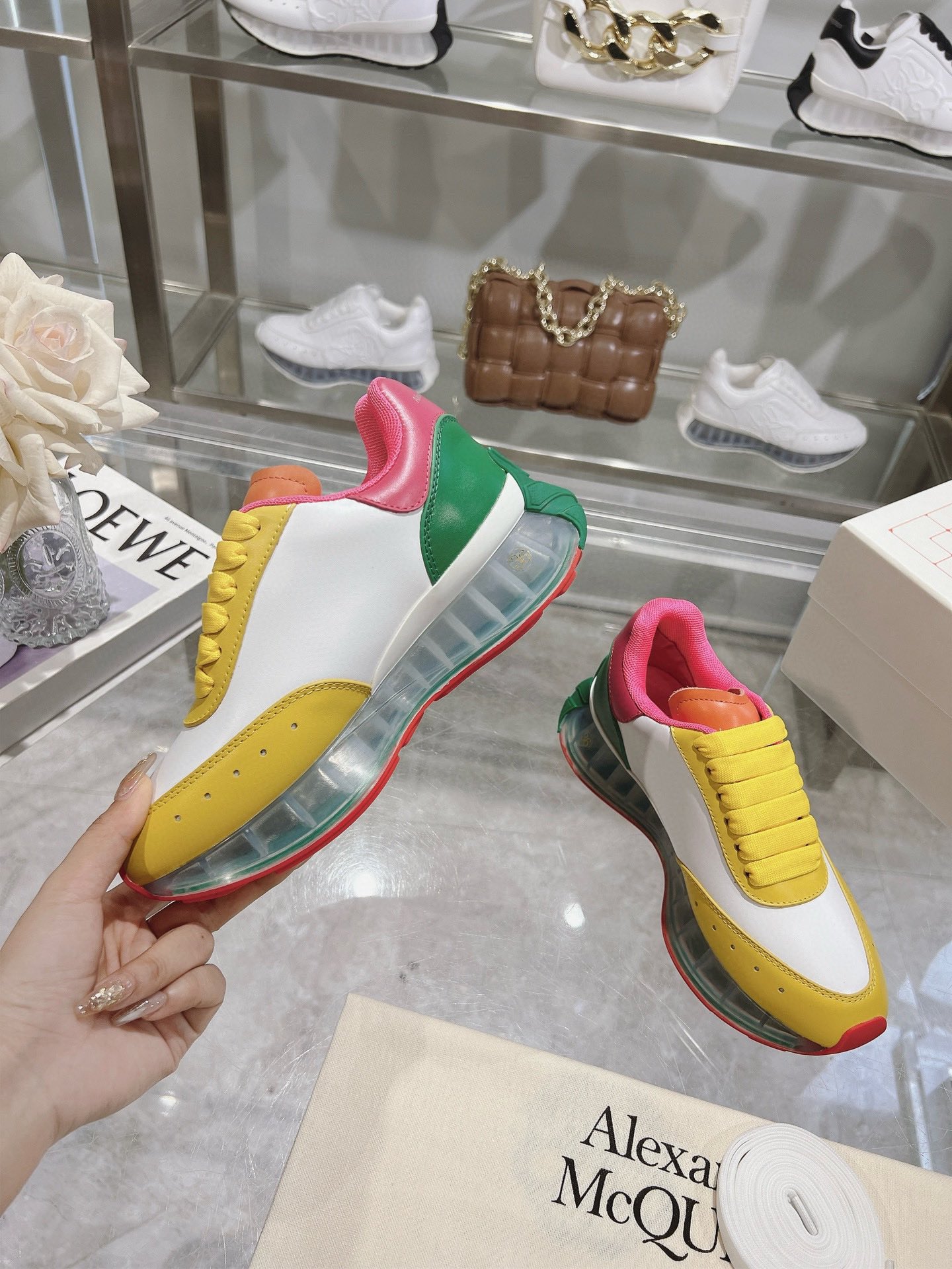 ALEXANDER MCQUEEN/ALEXANDER MCQUEEN - Primavera / Verano 2024 Hombres Sprint Deportes Parejas Zapato