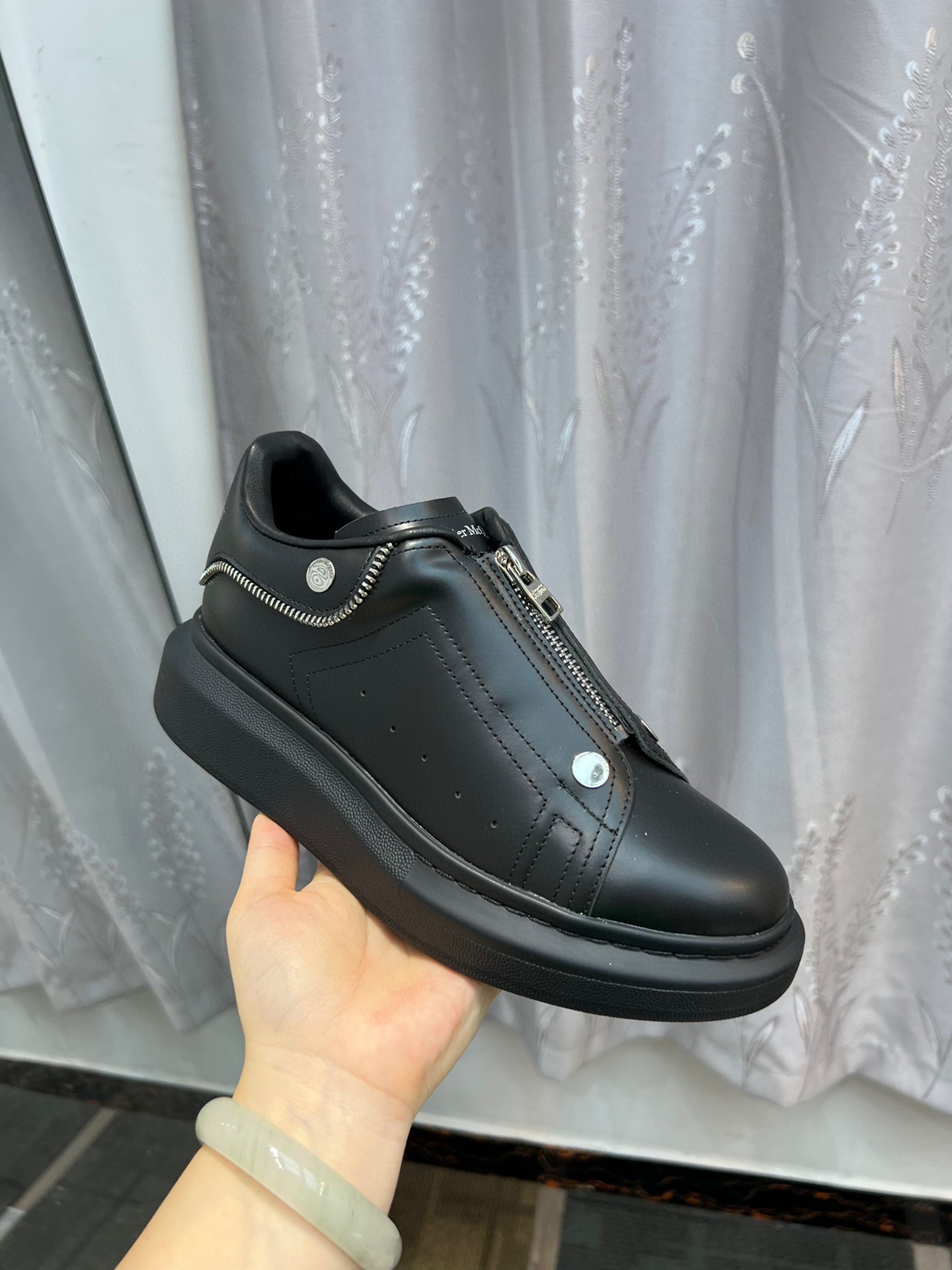 contrarrestar la última nueva versión superior de gama alta Alexander McQueen - Alexander McQueen úl