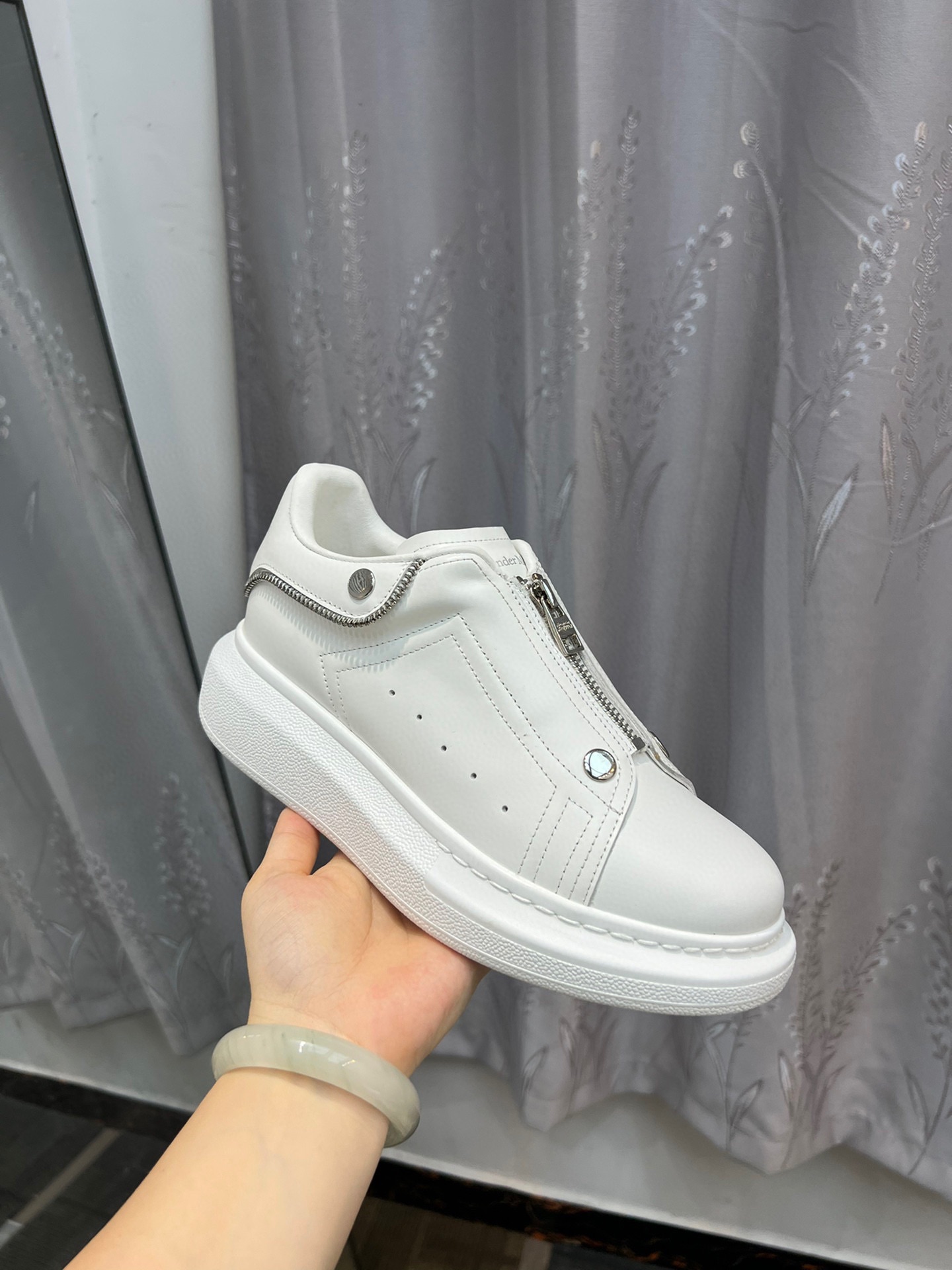 contrarrestar la última nueva versión superior de gama alta Alexander McQueen - Alexander McQueen úl