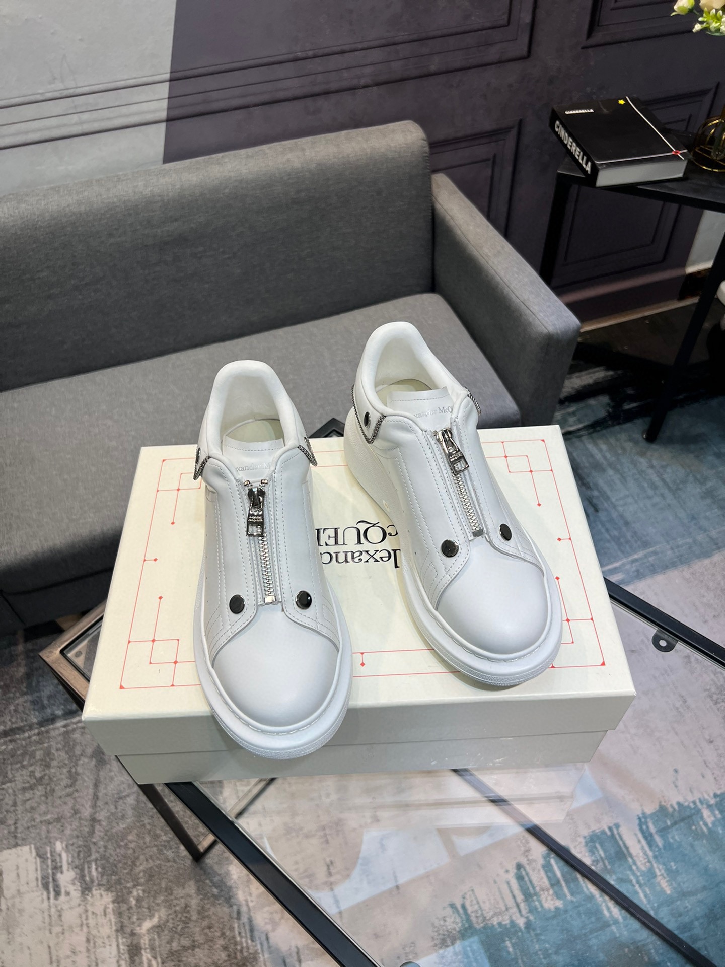 contrarrestar la última nueva versión superior de gama alta Alexander McQueen - Alexander McQueen úl