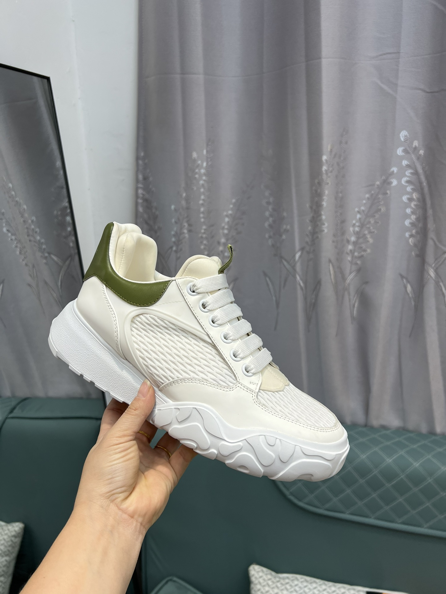 contrarrestar la última nueva versión superior de gama alta Alexander McQueen - Alexander McQueen úl