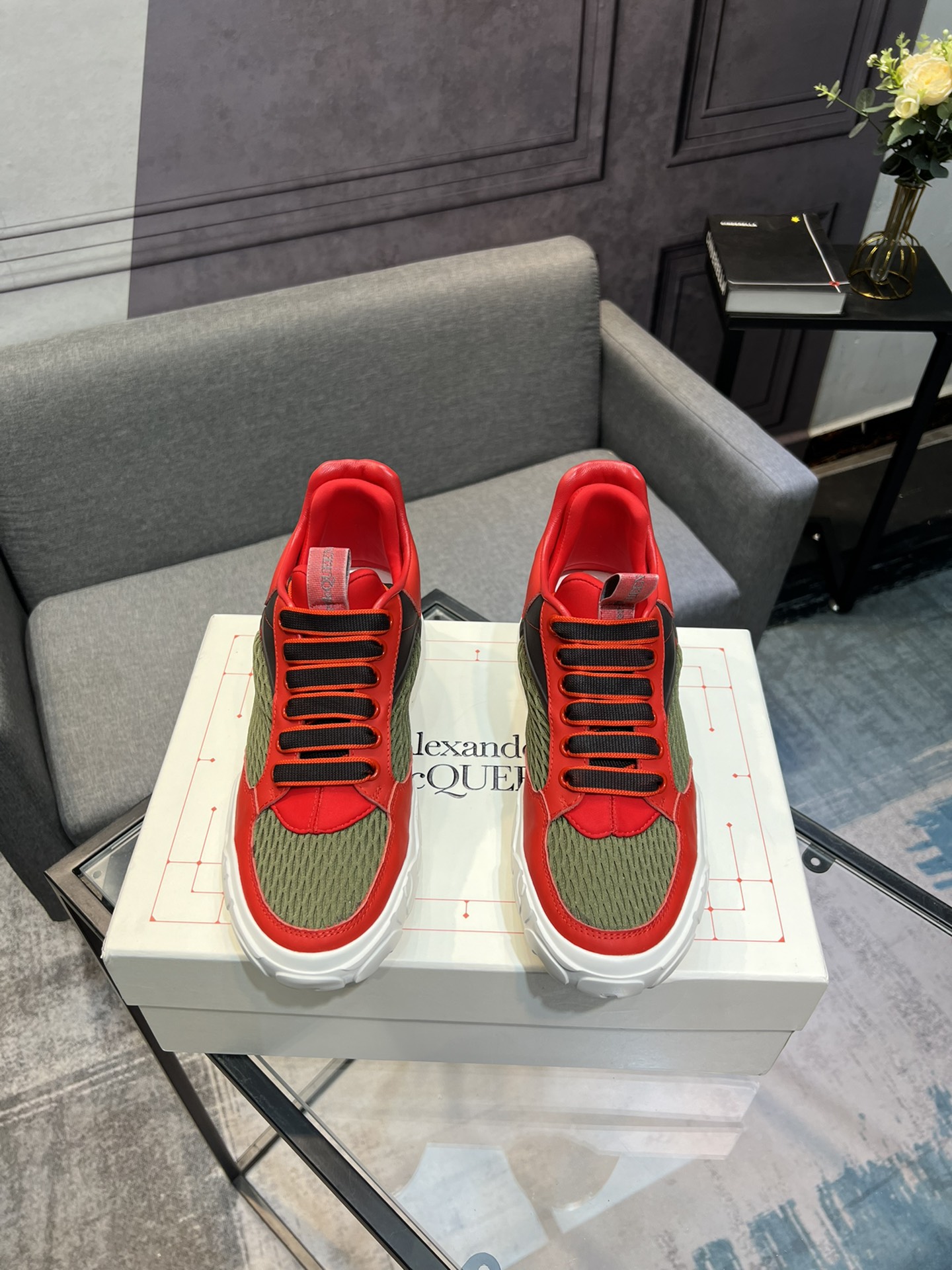 contrarrestar la última nueva versión superior de gama alta Alexander McQueen - Alexander McQueen úl