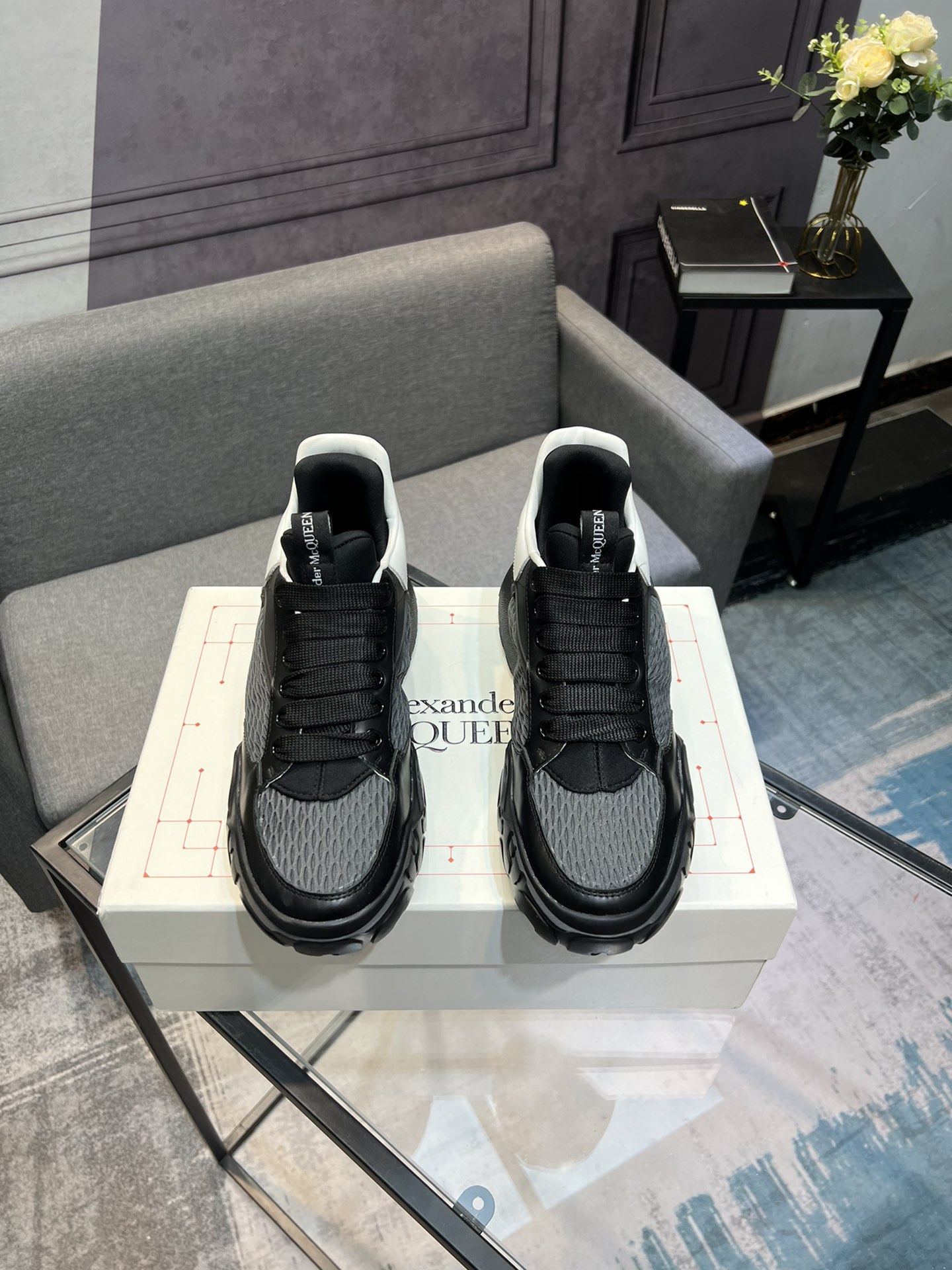 contrarrestar la última nueva versión superior de gama alta Alexander McQueen - Alexander McQueen úl