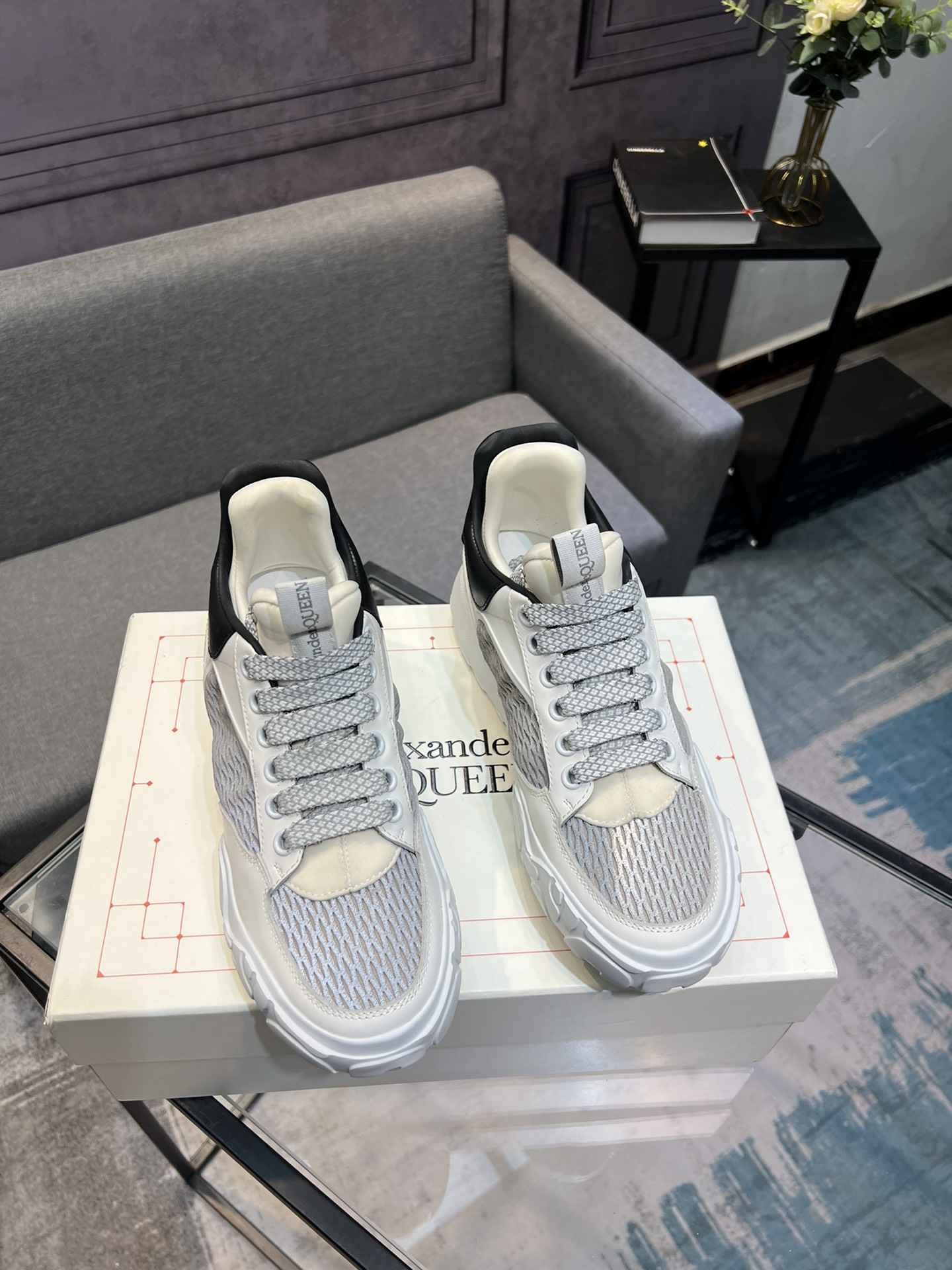 contrarrestar la última nueva versión superior de gama alta Alexander McQueen - Alexander McQueen úl