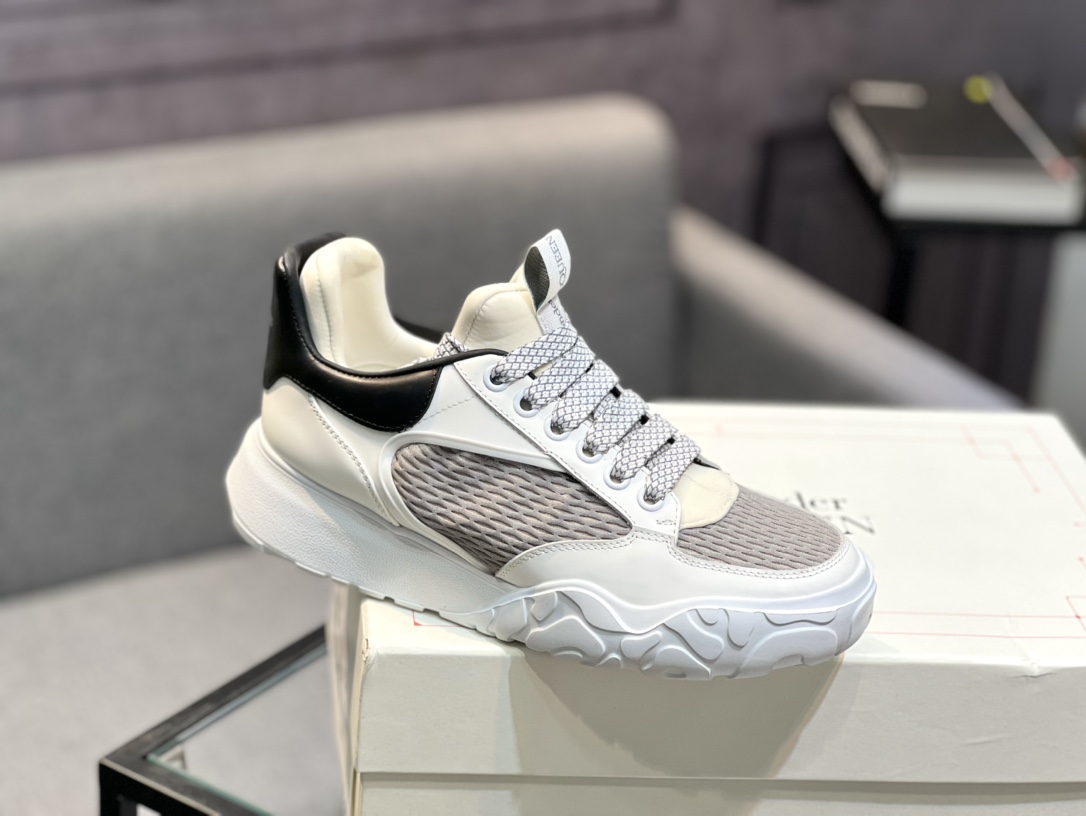 contrarrestar la última nueva versión superior de gama alta Alexander McQueen - Alexander McQueen úl